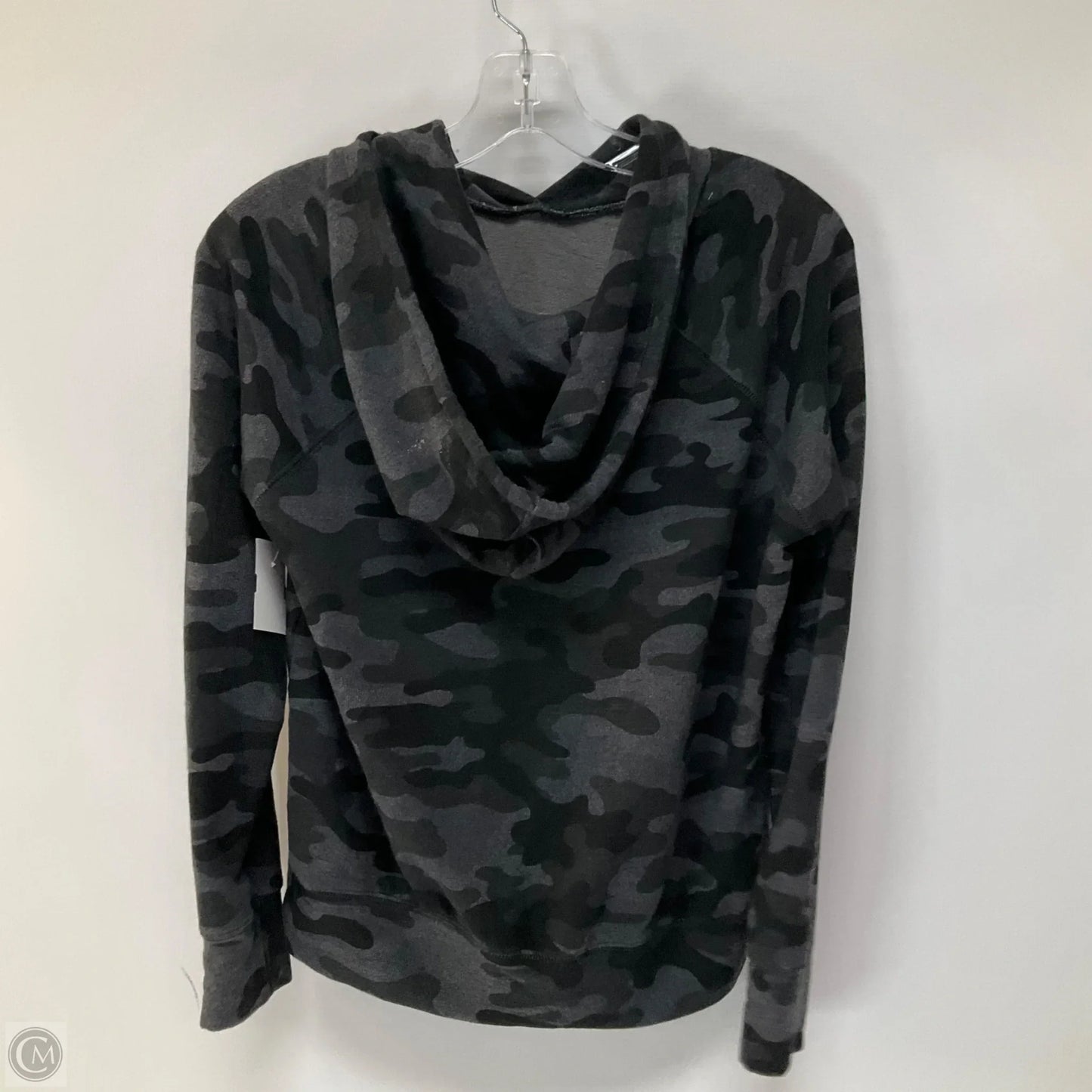 Sweatshirt Hoodie By Sundry In Camouflage Print, Size: Xs