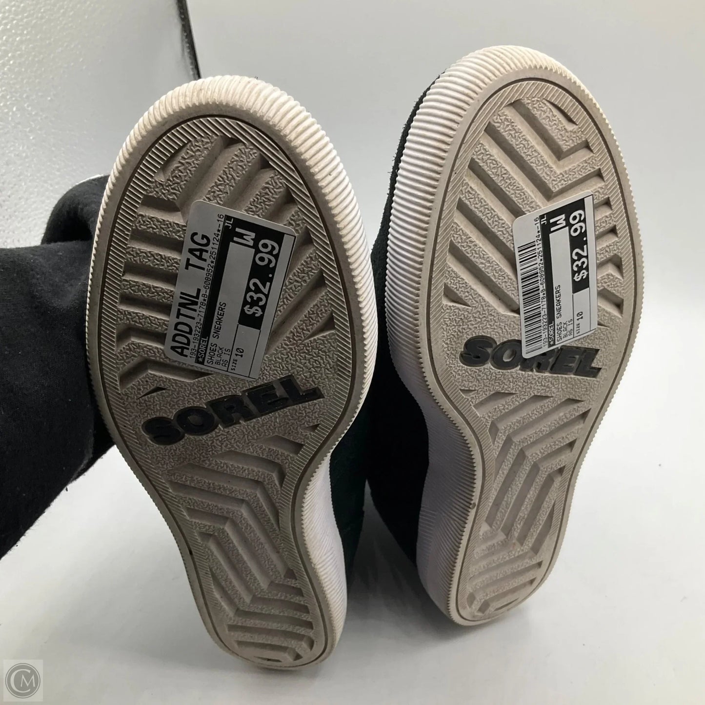 Shoes Sneakers By Sorel In Black, Size: 10