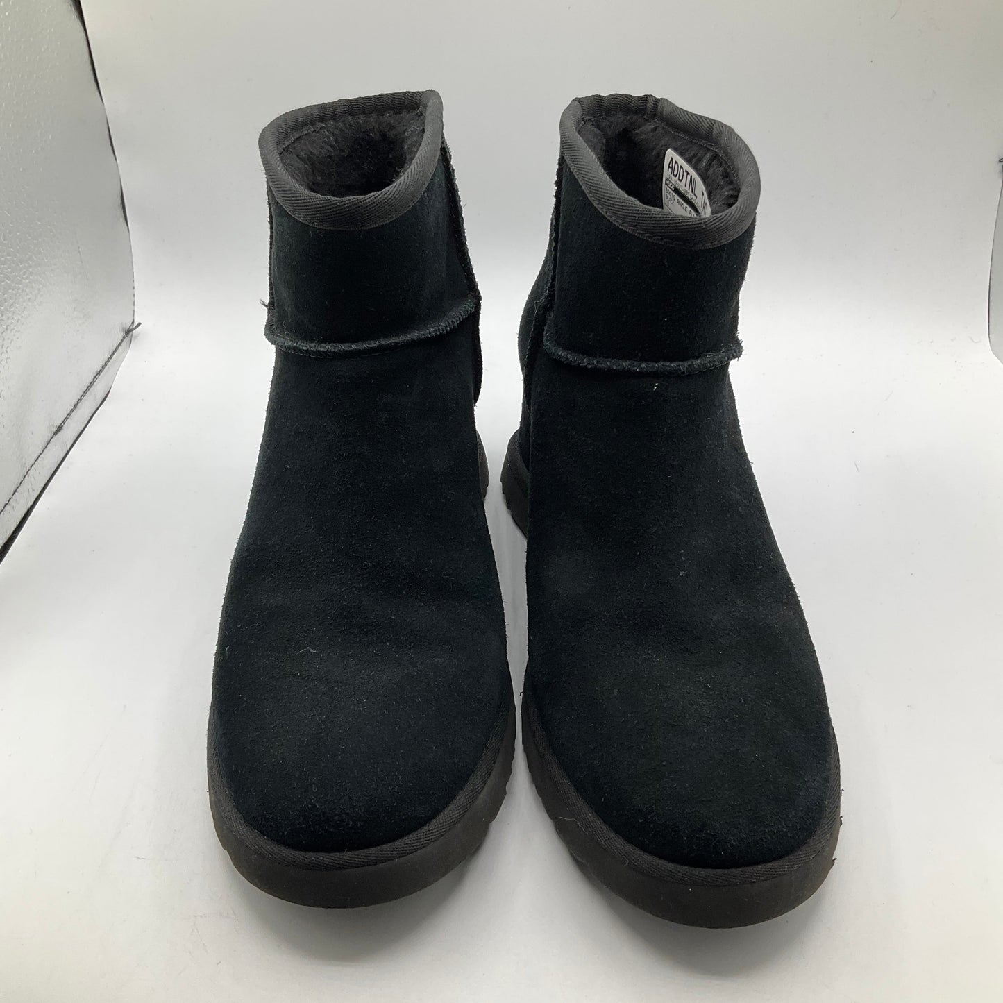 Boots Ankle Flats By Ugg In Black, Size: 10