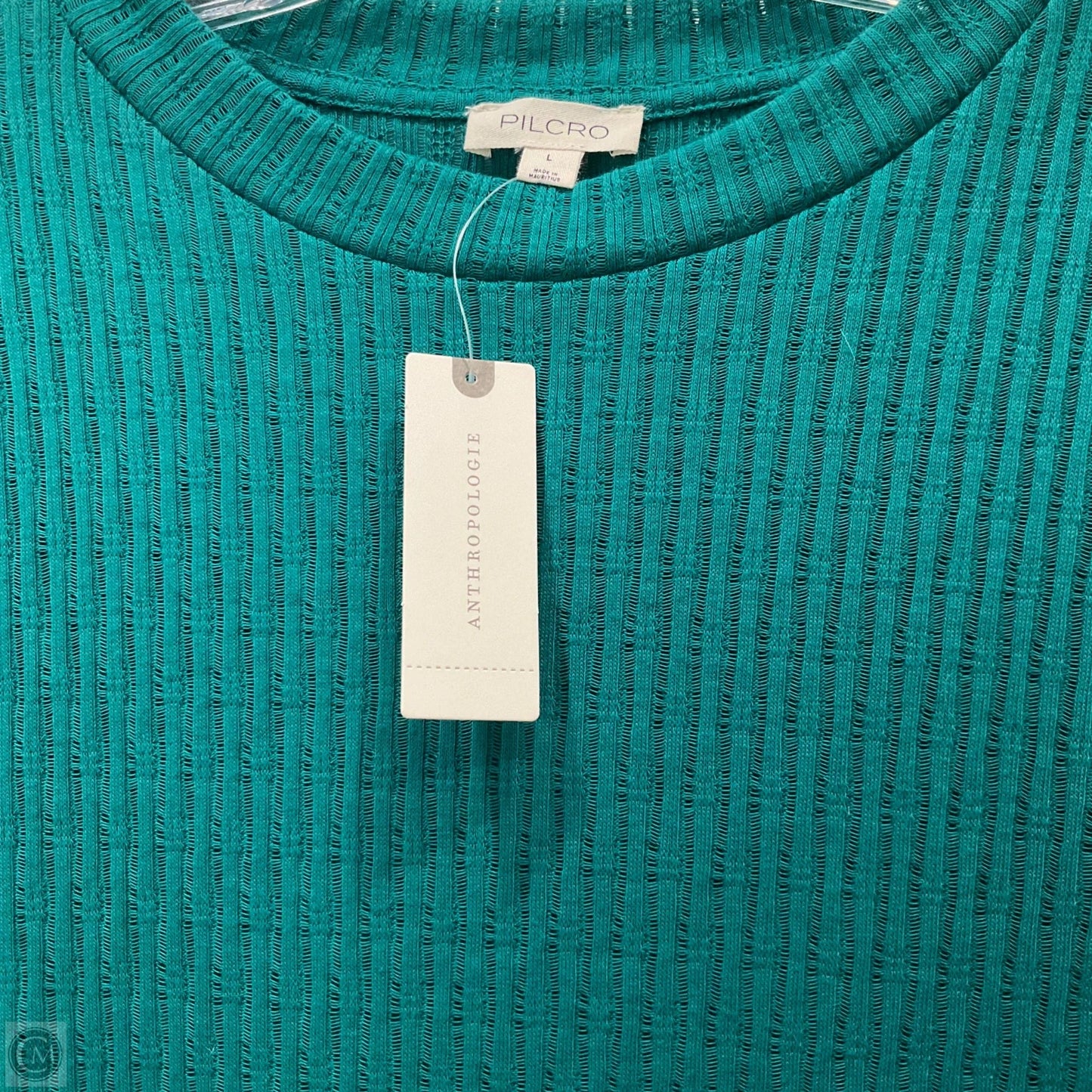 Top Long Sleeve By Pilcro In Green, Size: L