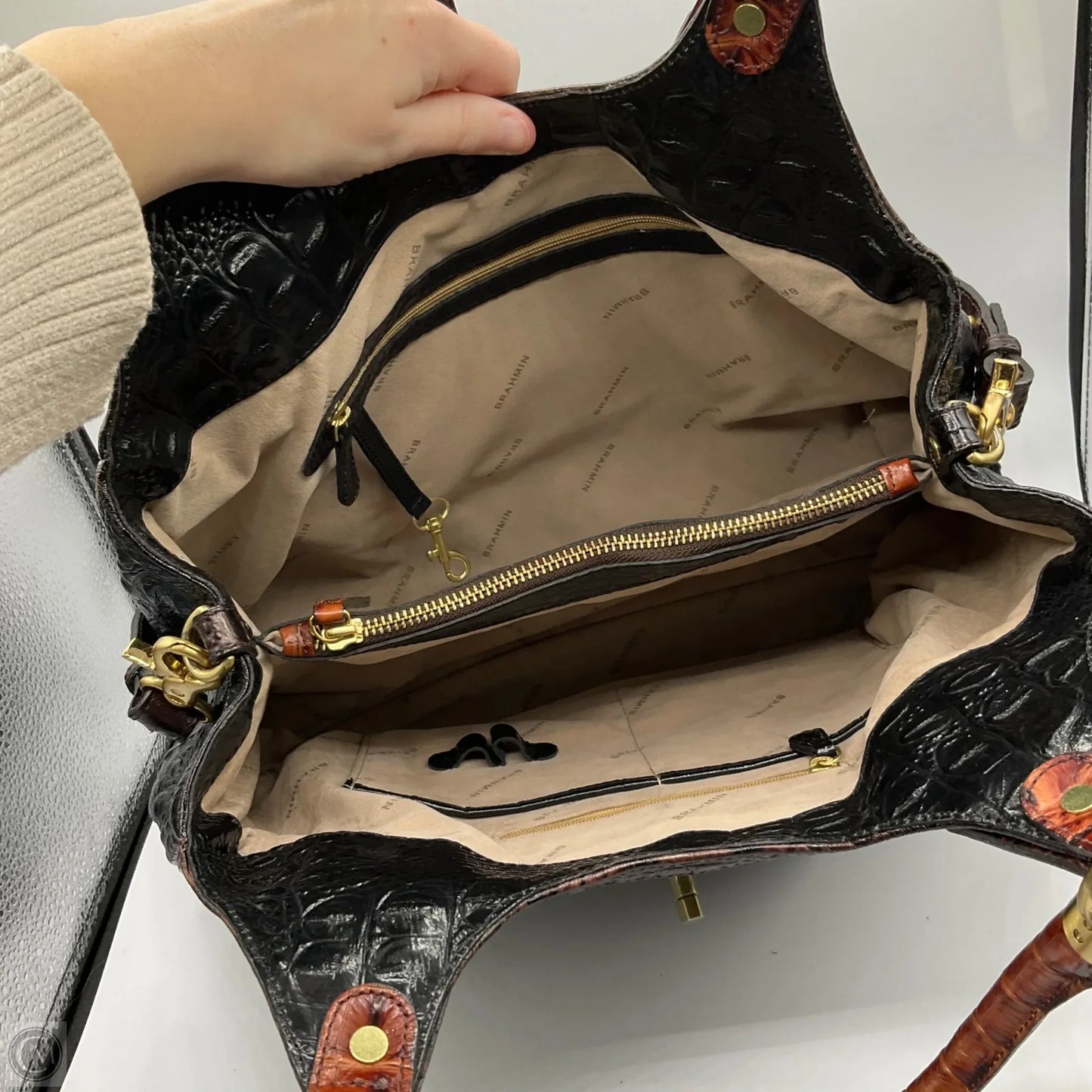 Handbag Designer By Brahmin, Size: Medium