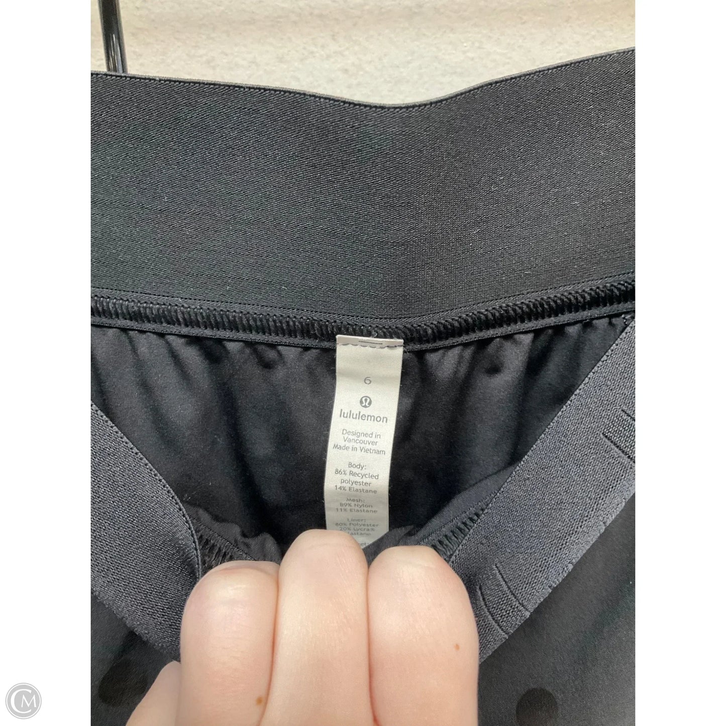 Athletic Shorts By Lululemon In Black, Size: 6