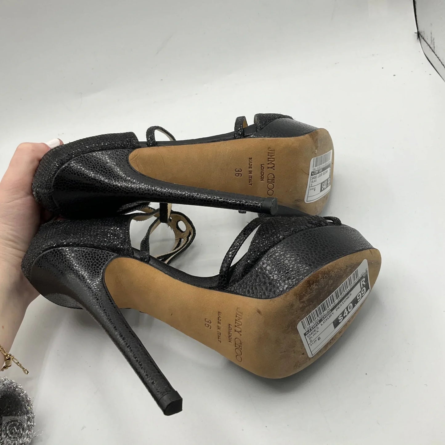 Shoes Luxury Designer By Jimmy Choo In Black, Size: 6