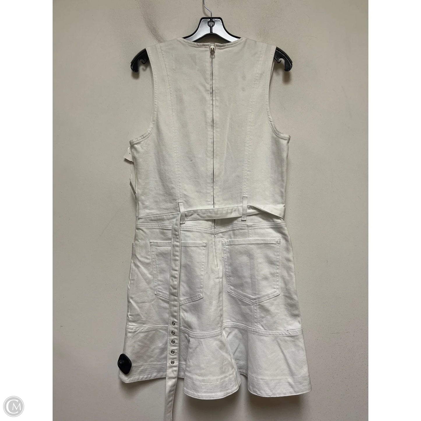 Dress Casual Short By 7 For All Mankind In White, Size: Xl