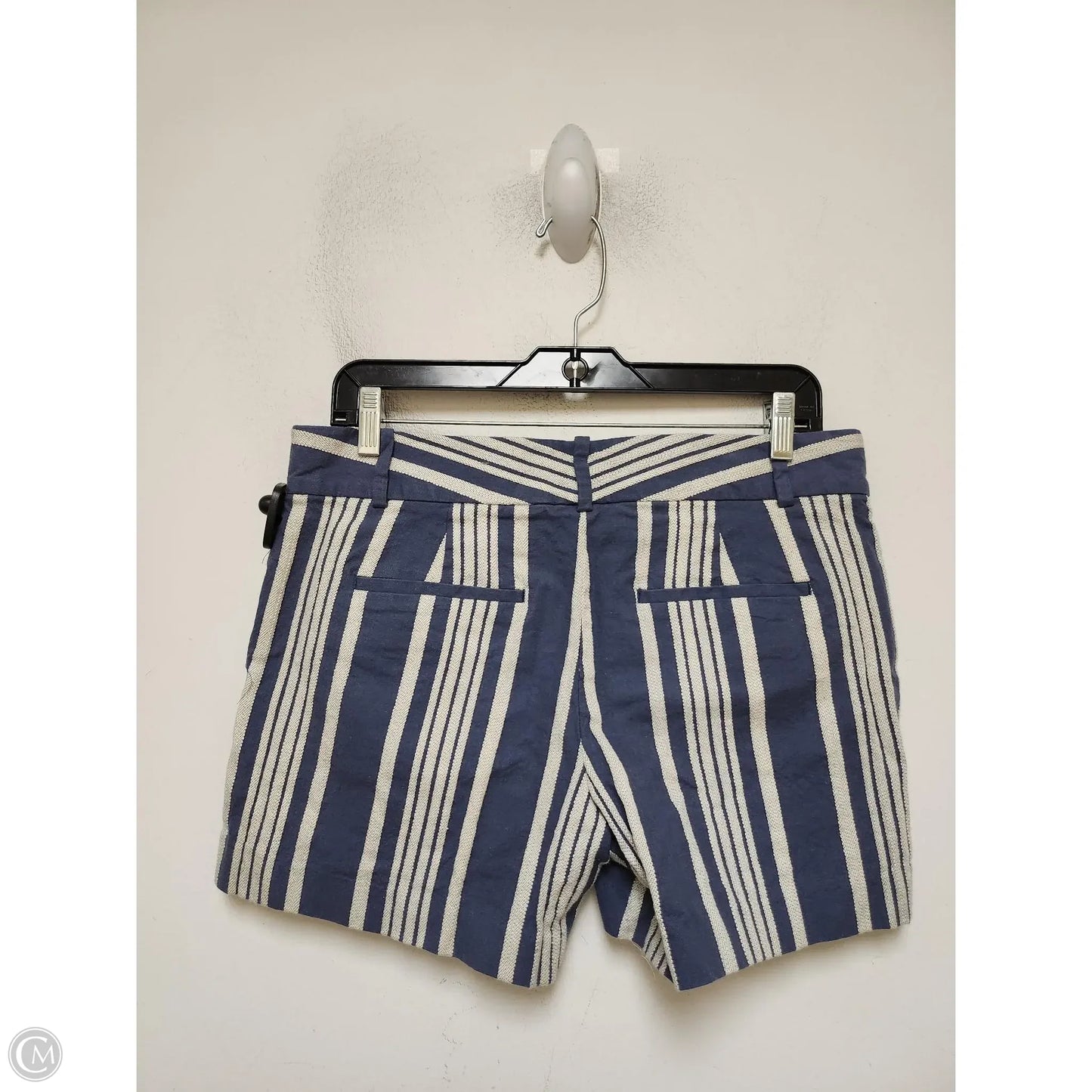 Shorts By Ann Taylor In Striped Pattern, Size: 4