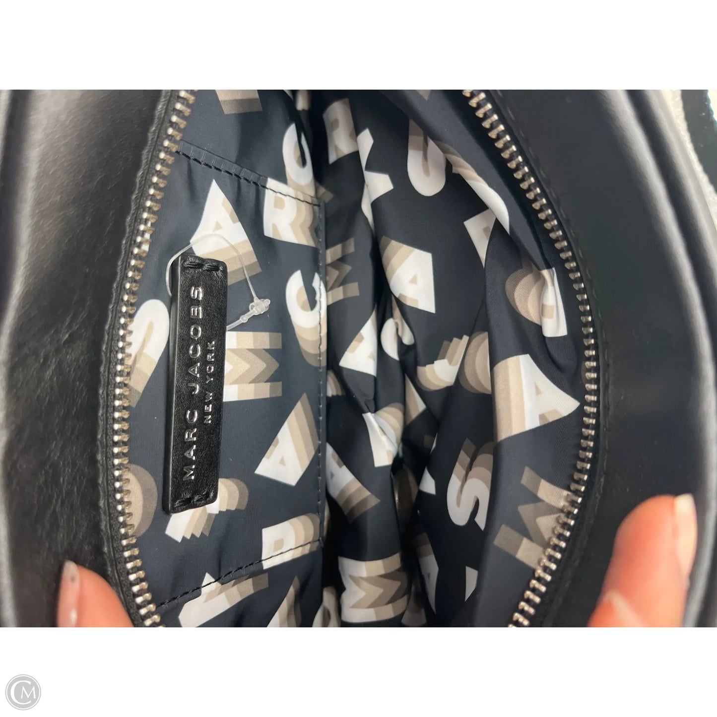 Crossbody Luxury Designer By Marc Jacobs, Size: Small