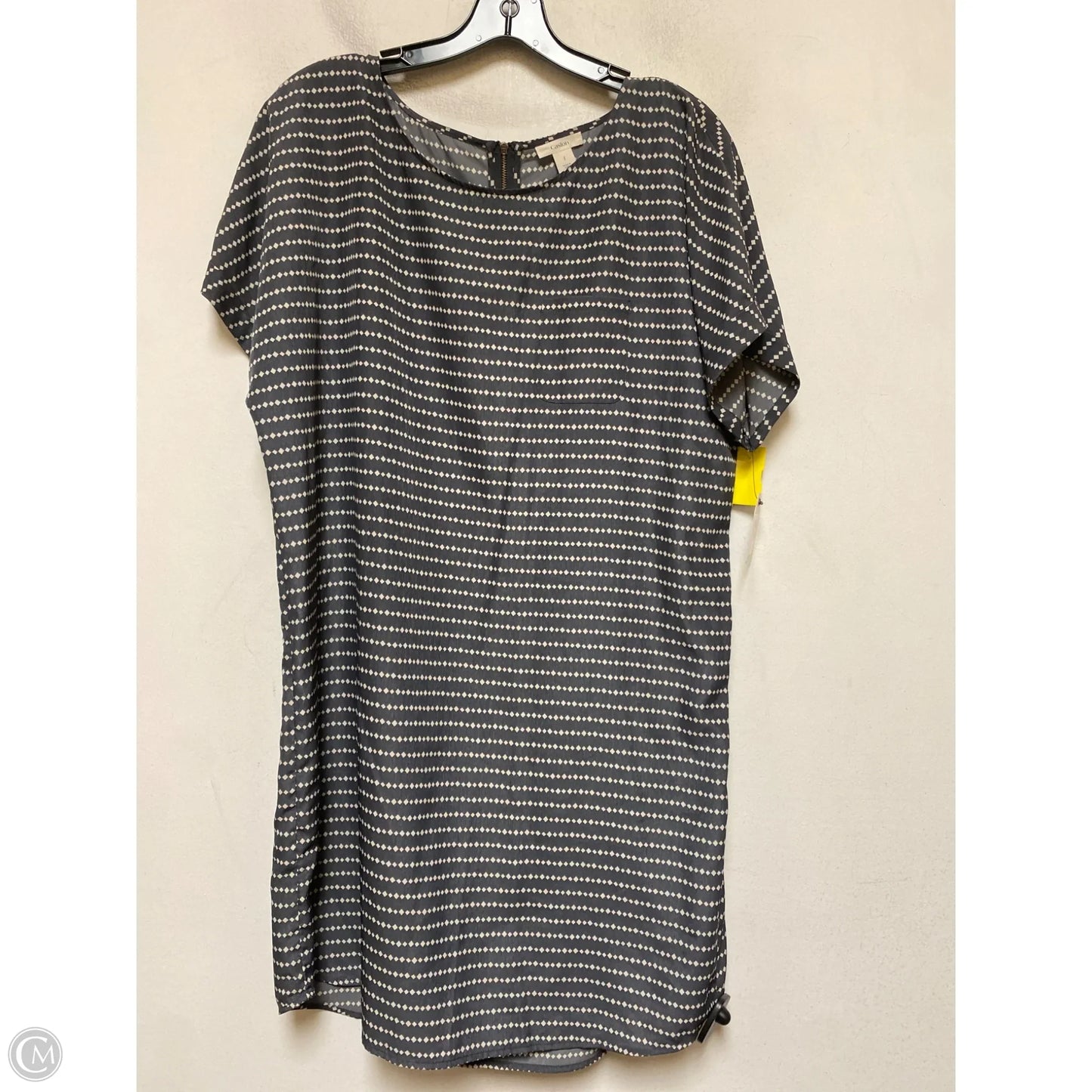 Dress Casual Short By Caslon In Cream & Grey, Size: L