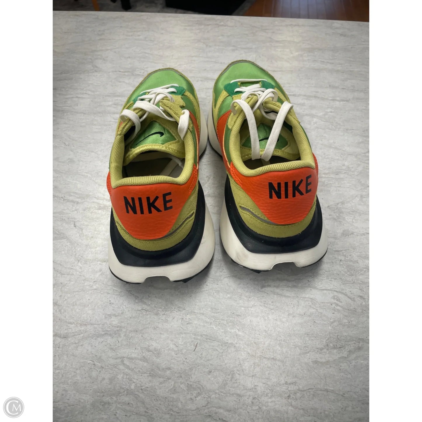 Shoes Sneakers By Nike In Green & Orange, Size: 9.5
