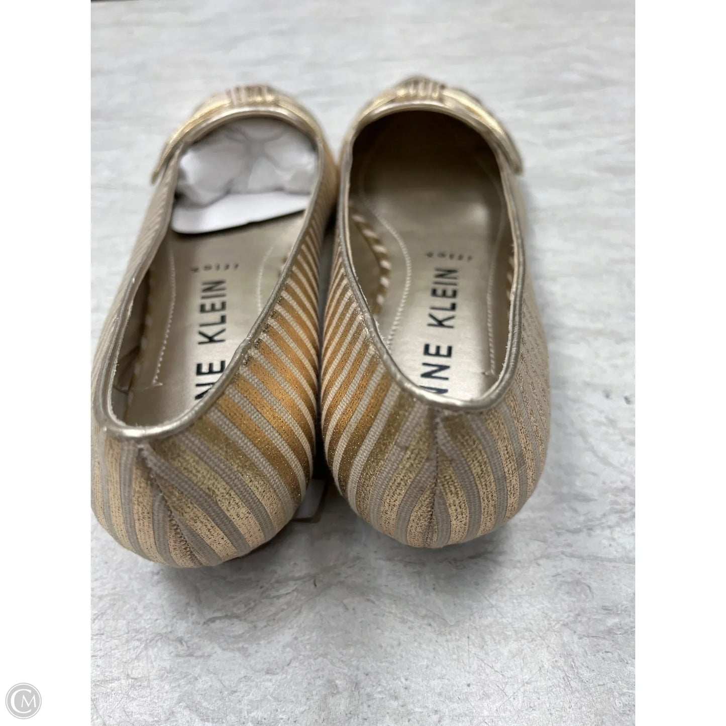Shoes Flats By Anne Klein In Gold, Size: 9