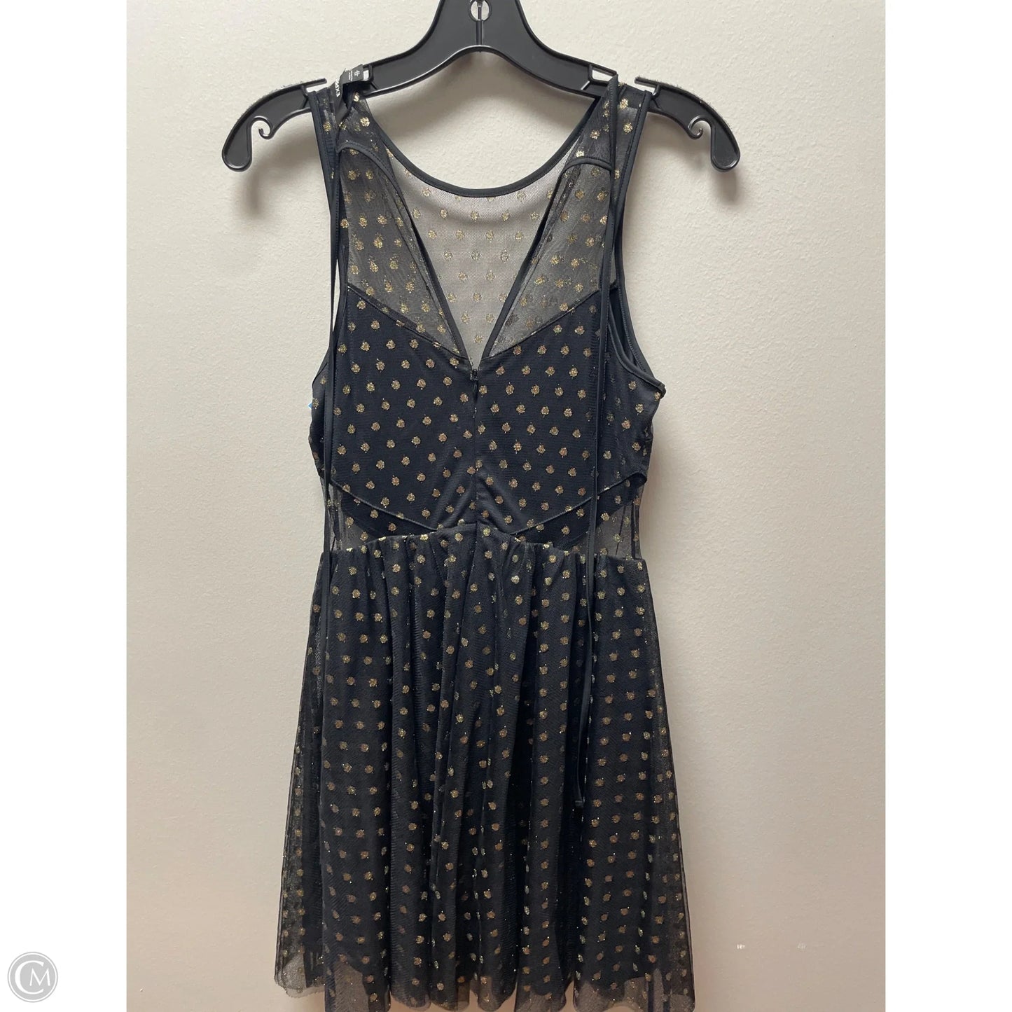 Dress Casual Short By Express In Black & Gold, Size: Xs