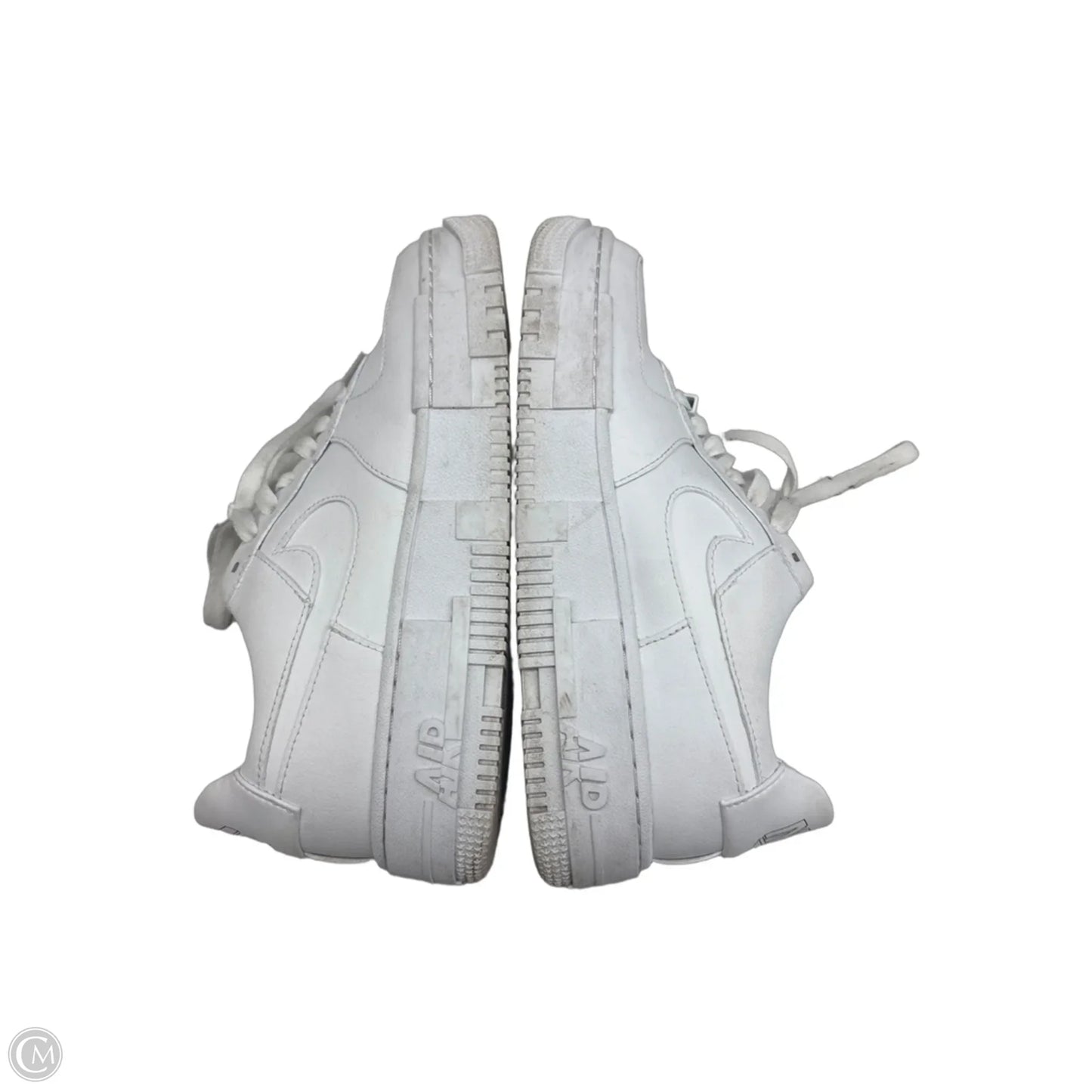 Shoes Sneakers By Nike In White, Size: 7.5