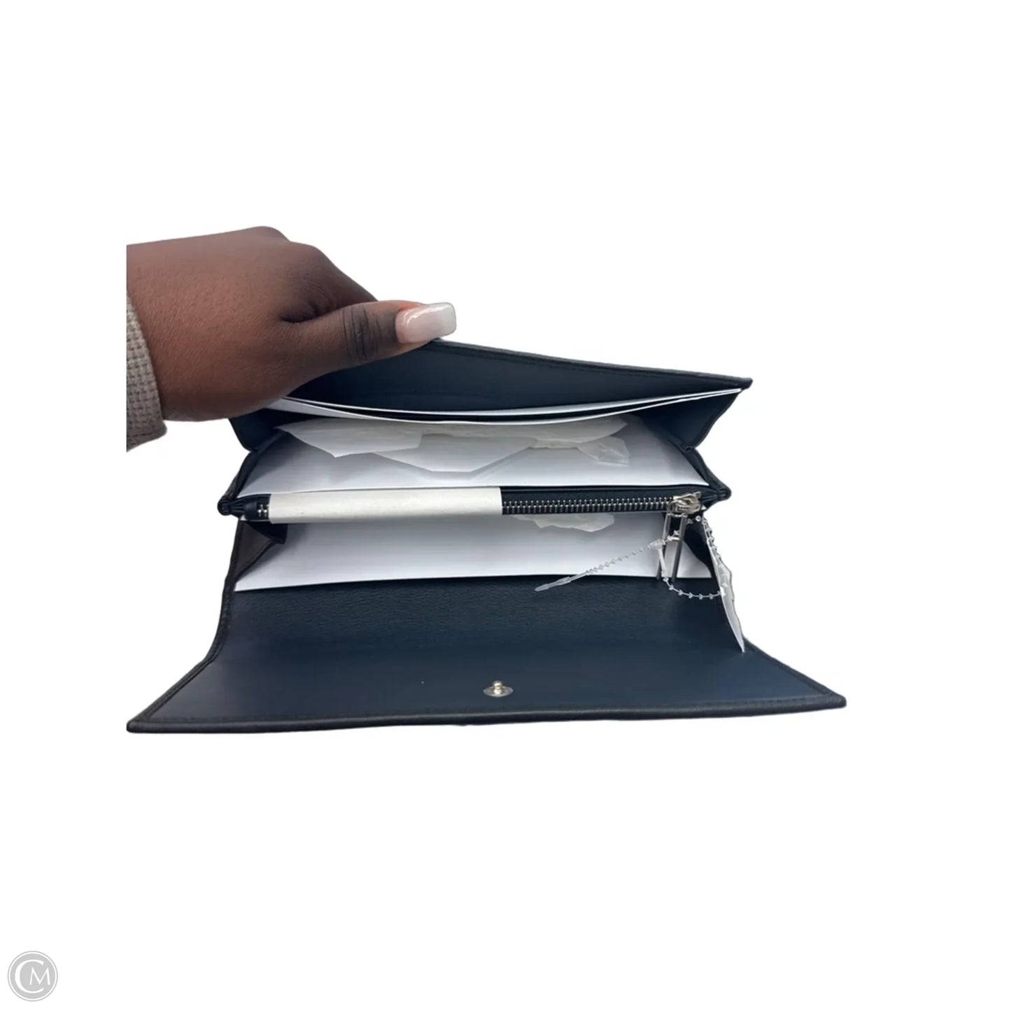 Wallet By Clothes Mentor, Size: Medium
