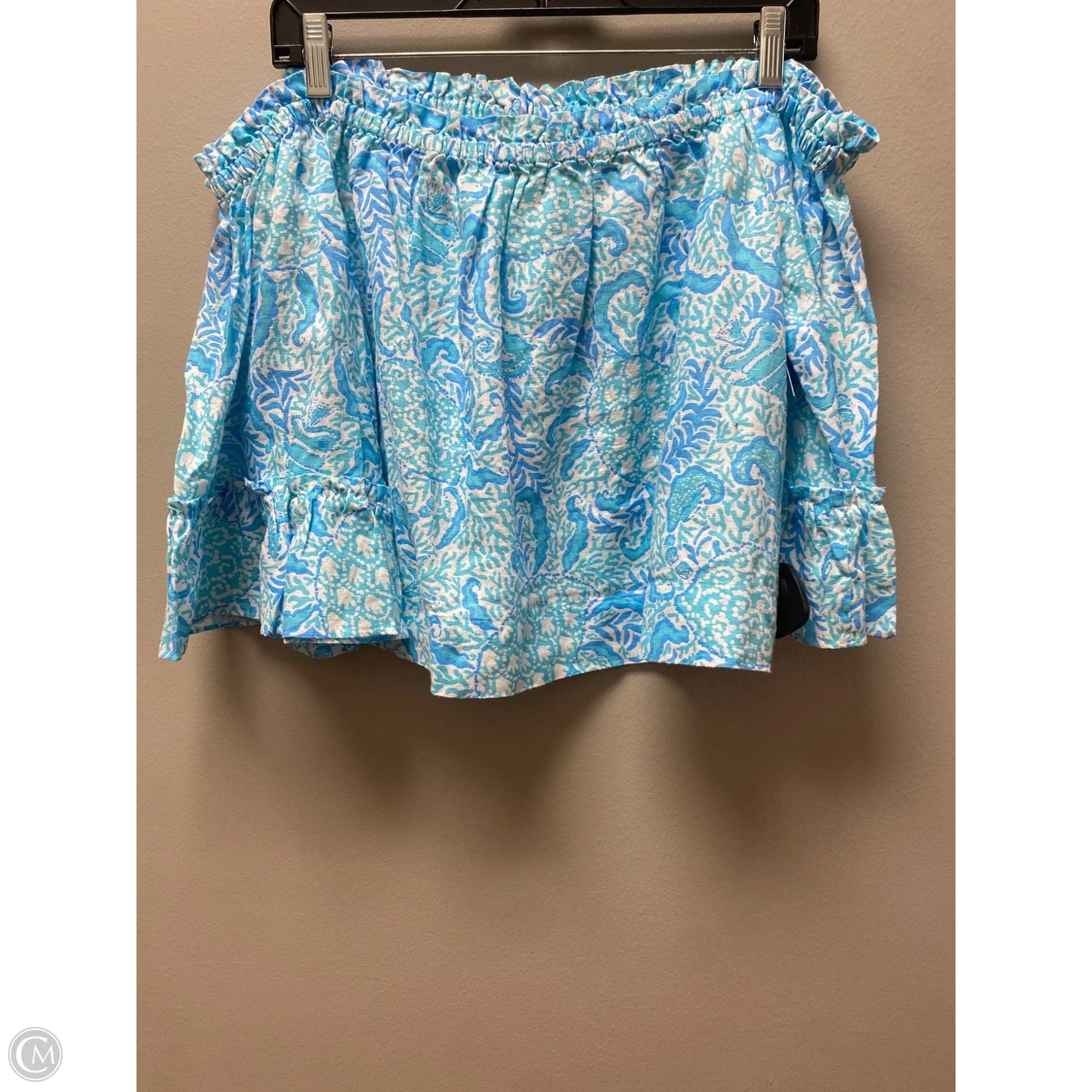 Top Short Sleeve Designer By Lilly Pulitzer In Blue & White, Size: L