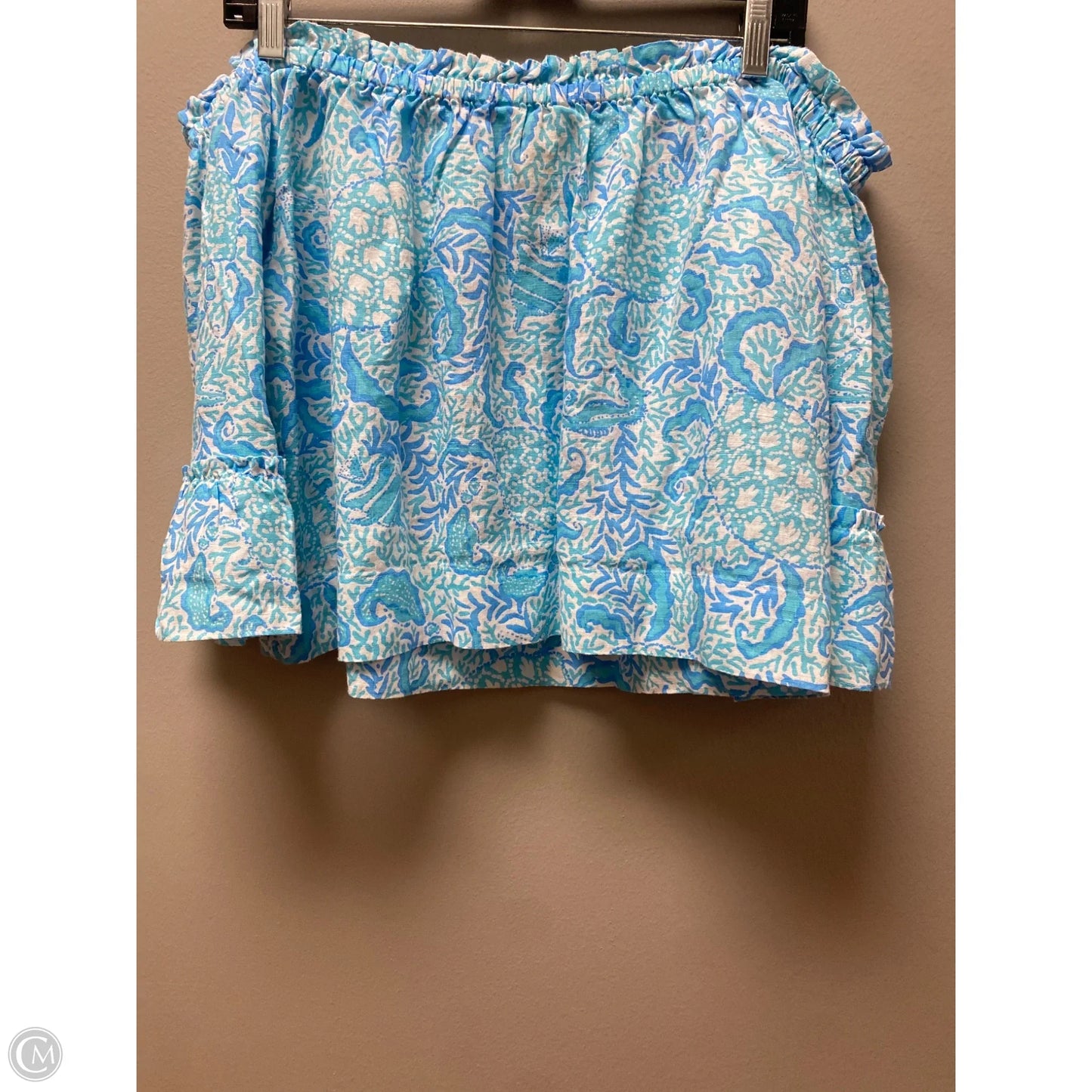Top Short Sleeve Designer By Lilly Pulitzer In Blue & White, Size: L