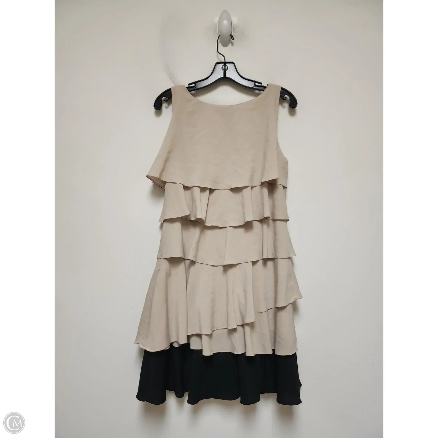 Dress Casual Short By Calvin Klein In Tan, Size: M