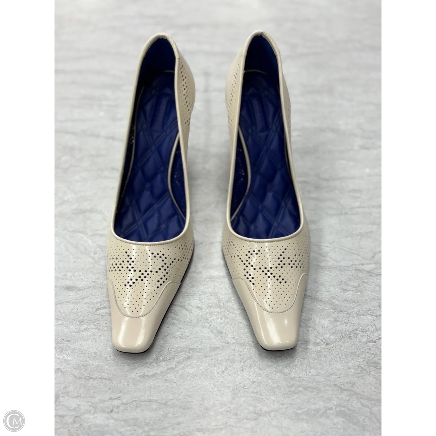 Shoes Luxury Designer By Burberry In Cream, Size: 7.5