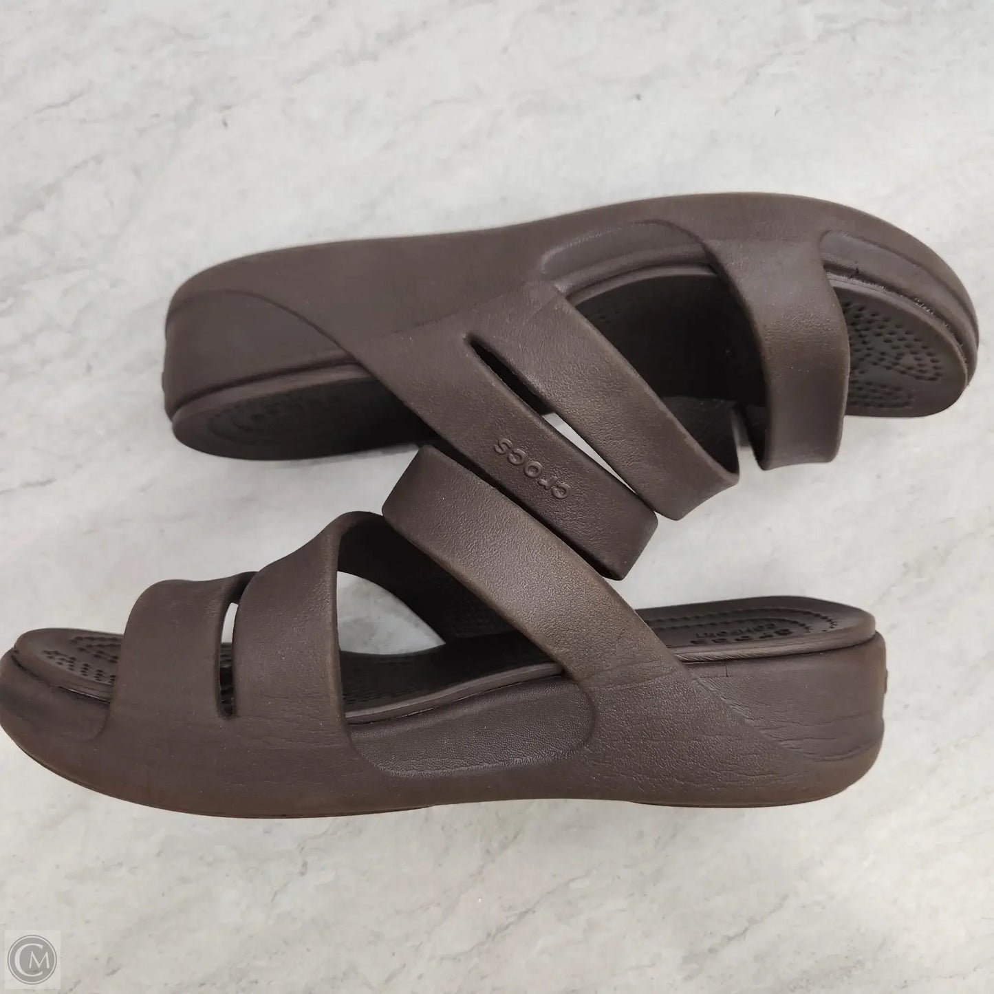 Sandals Flats By Crocs In Brown, Size: 5