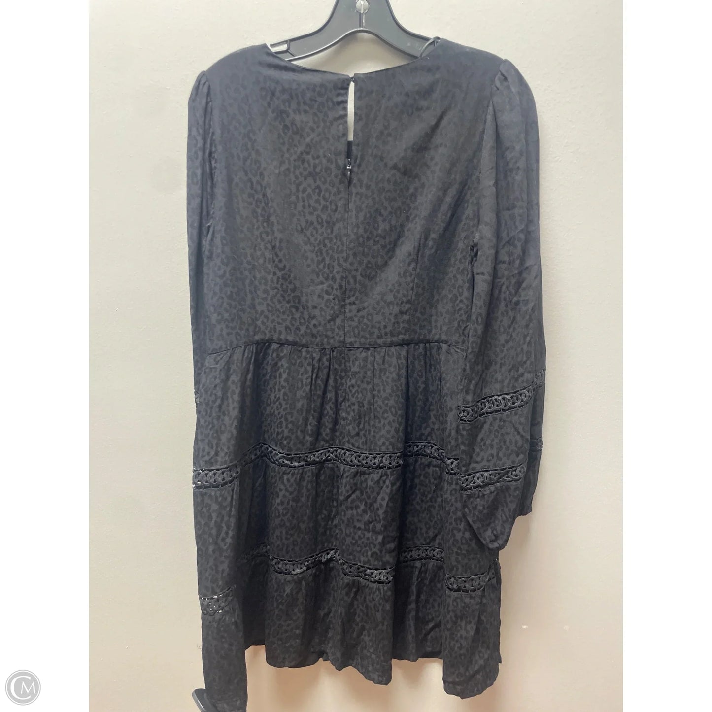 Dress Casual Short By Skies Are Blue In Animal Print, Size: S