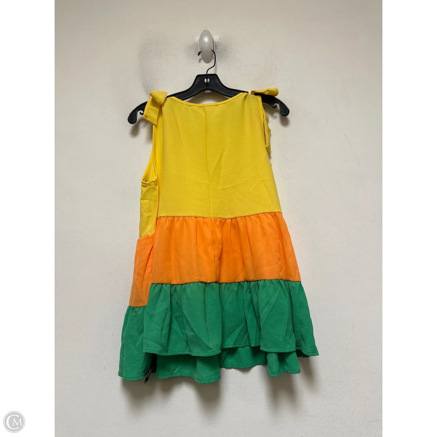 Top Sleeveless By Haptics In Yellow, Size: M