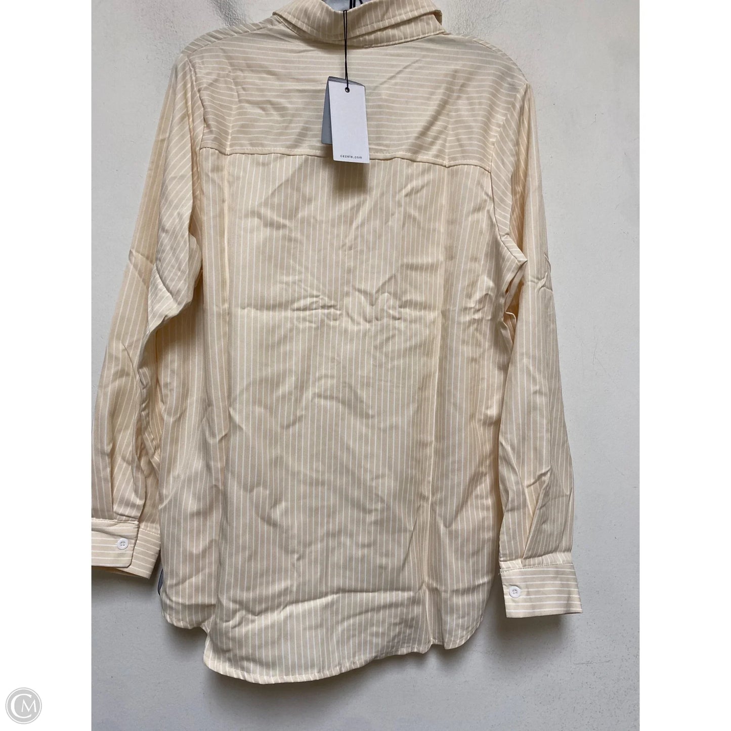 Shorts Set By Clothes Mentor In Striped Pattern, Size: S