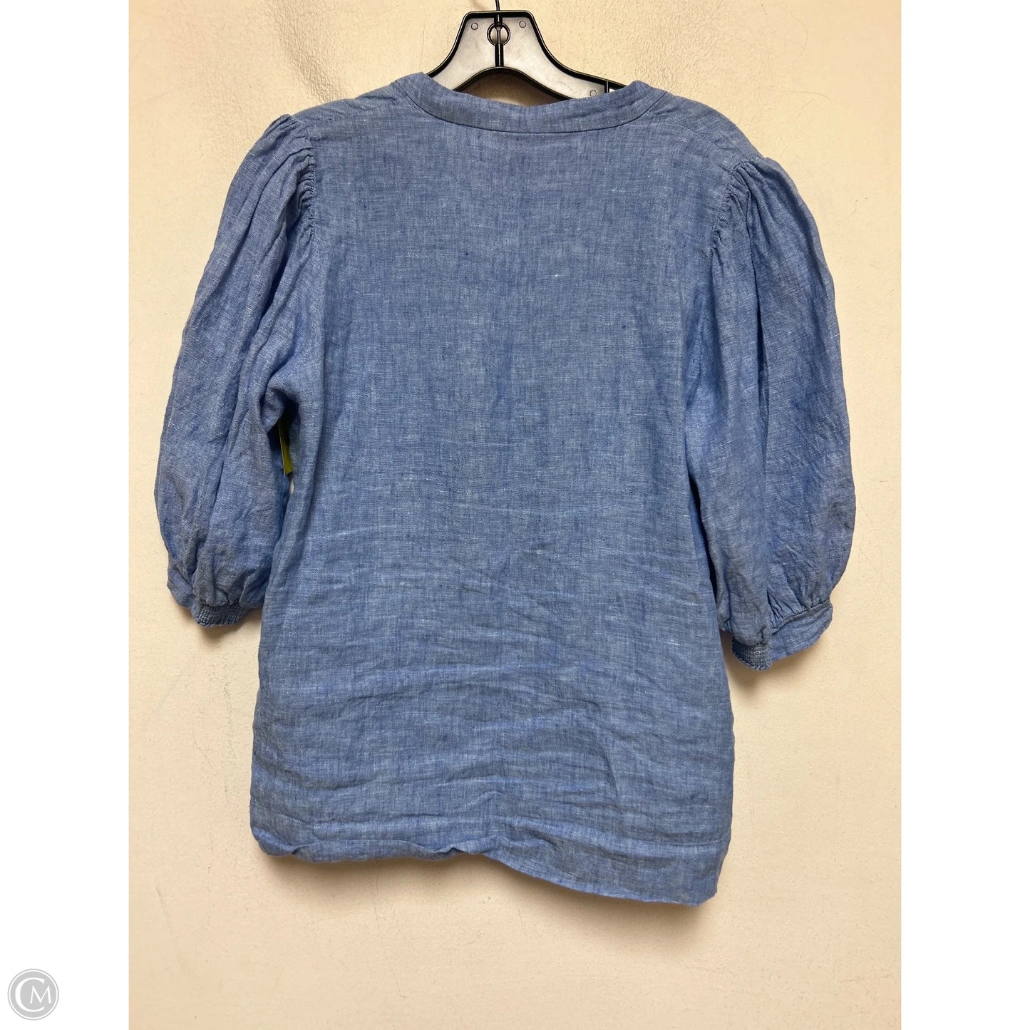 Top Short Sleeve Designer By Lilly Pulitzer In Blue, Size: M