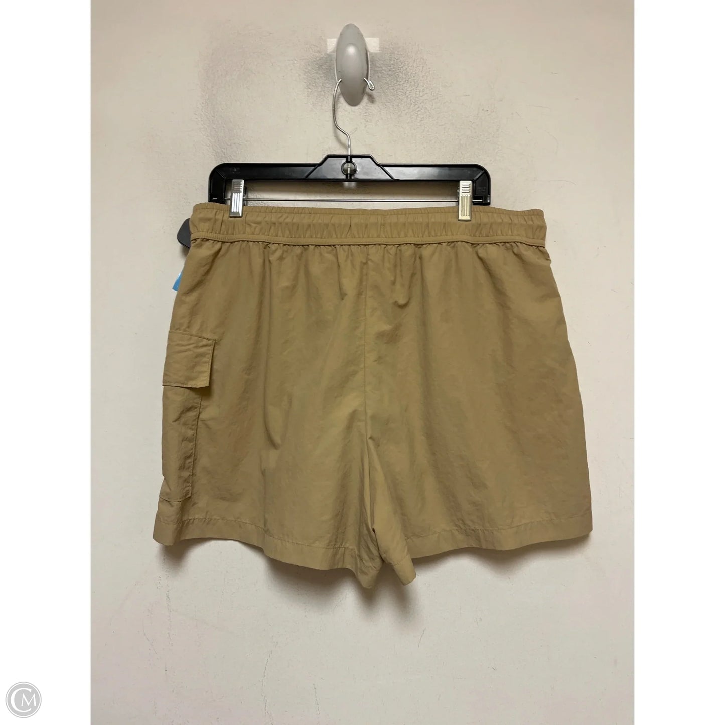 Athletic Shorts By Lou And Grey In Tan, Size: L