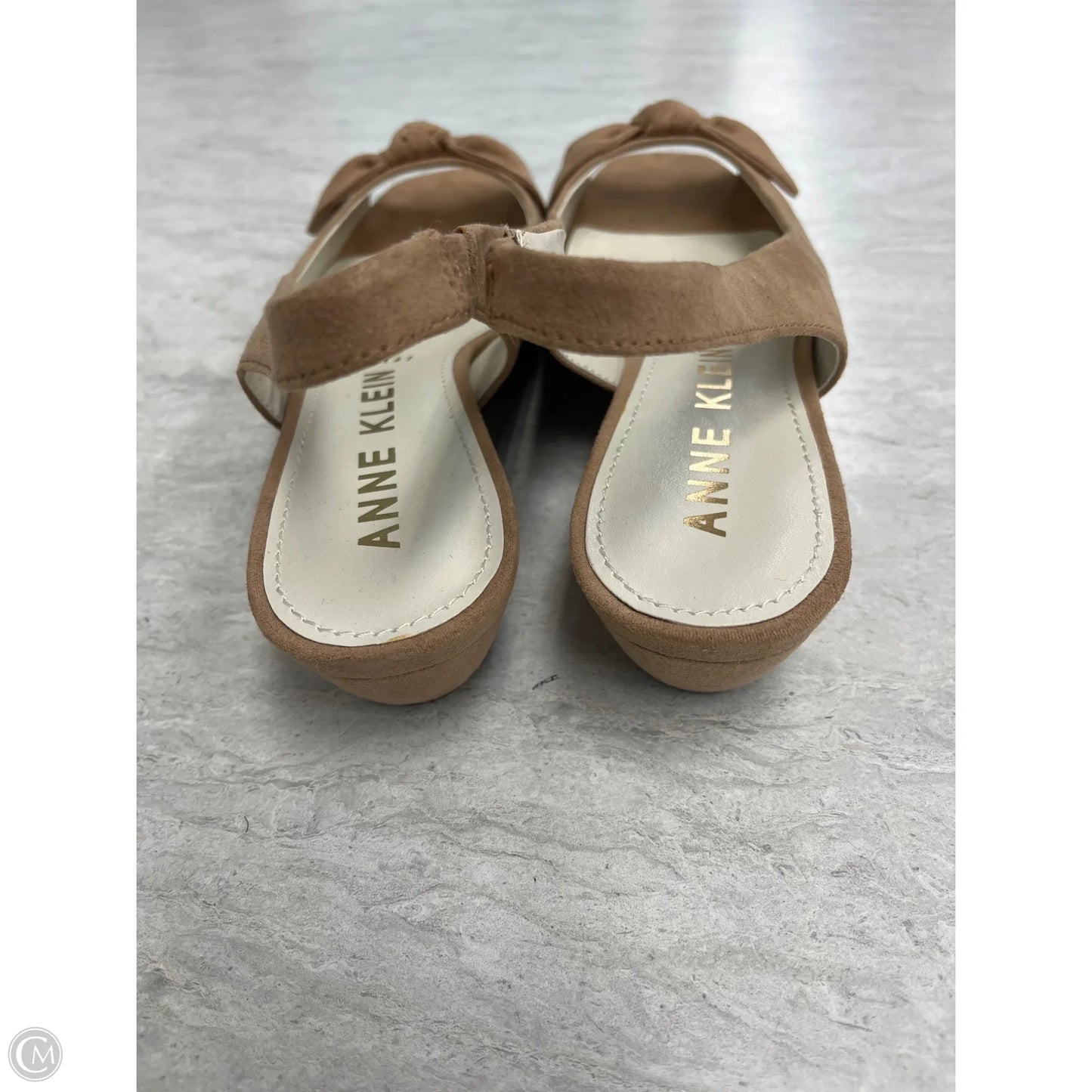 Shoes Flats By Anne Klein In Tan, Size: 9