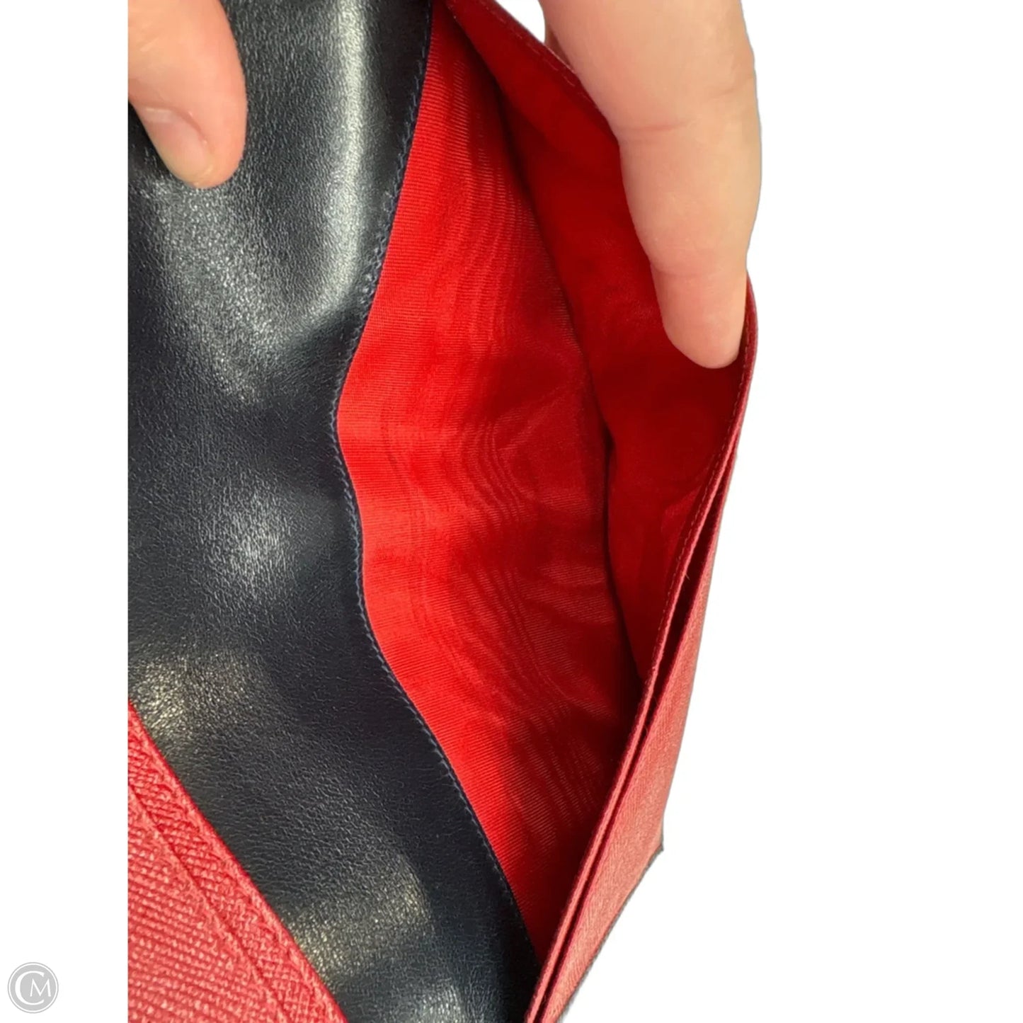Wallet Luxury Designer By Gucci, Size: Medium