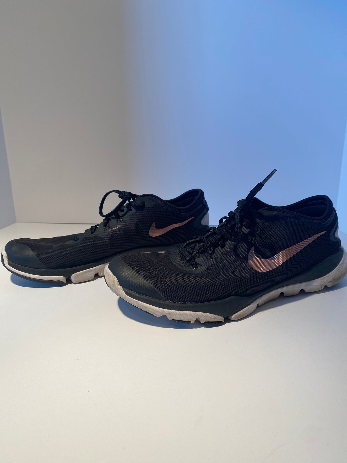 Shoes Athletic By Nike Size: 11