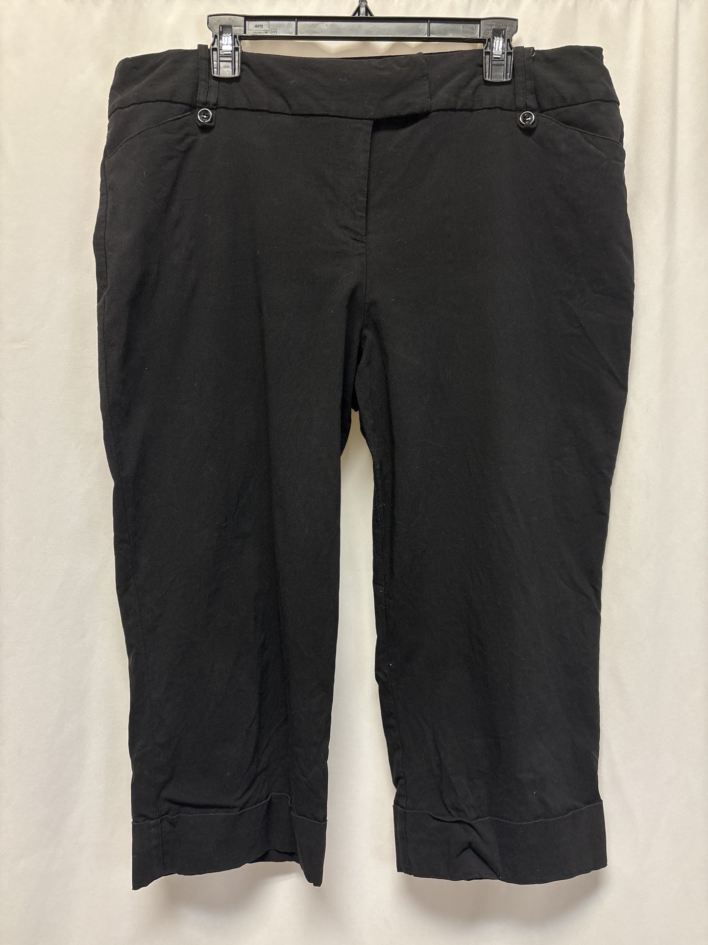 Capris By Harve Bernard Size: 1x