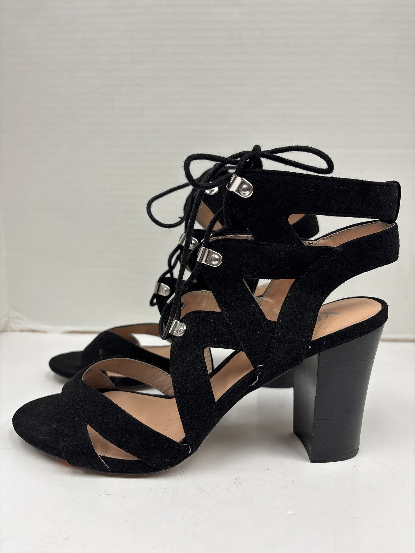 Shoes Heels Block By Xoxo Size: 10