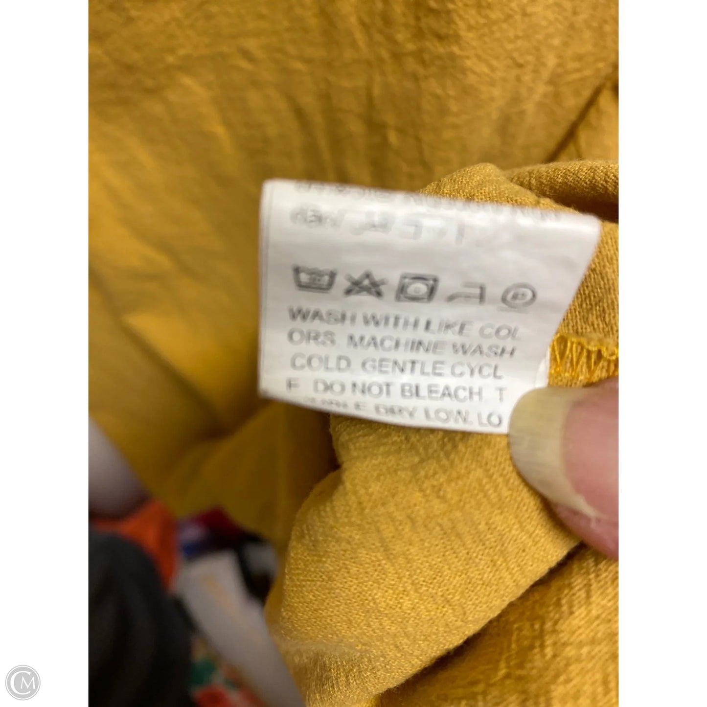 Top Sleeveless By Clothes Mentor In Yellow, Size: 1x