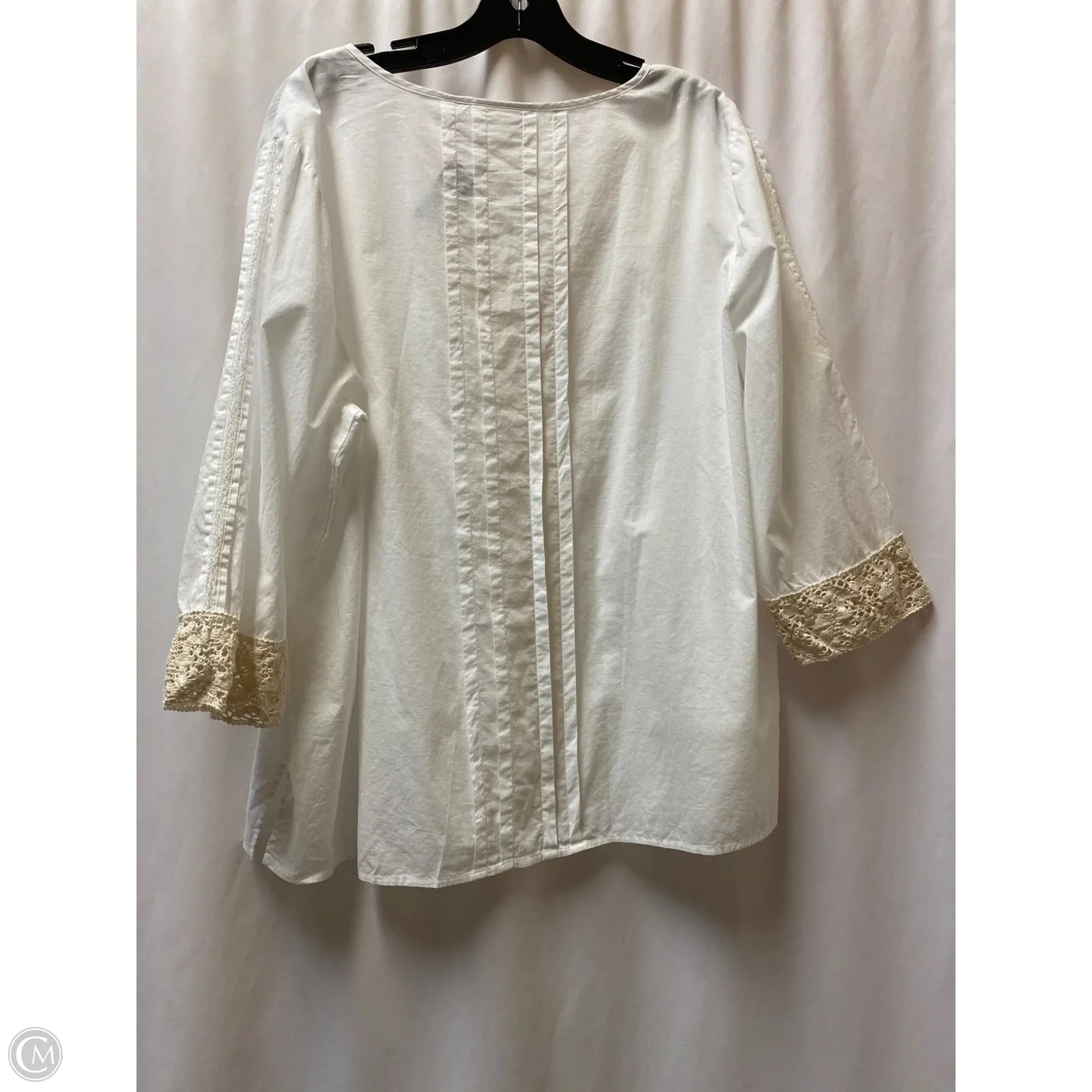 Top 3/4 Sleeve By Chicos In White, Size: Xxl