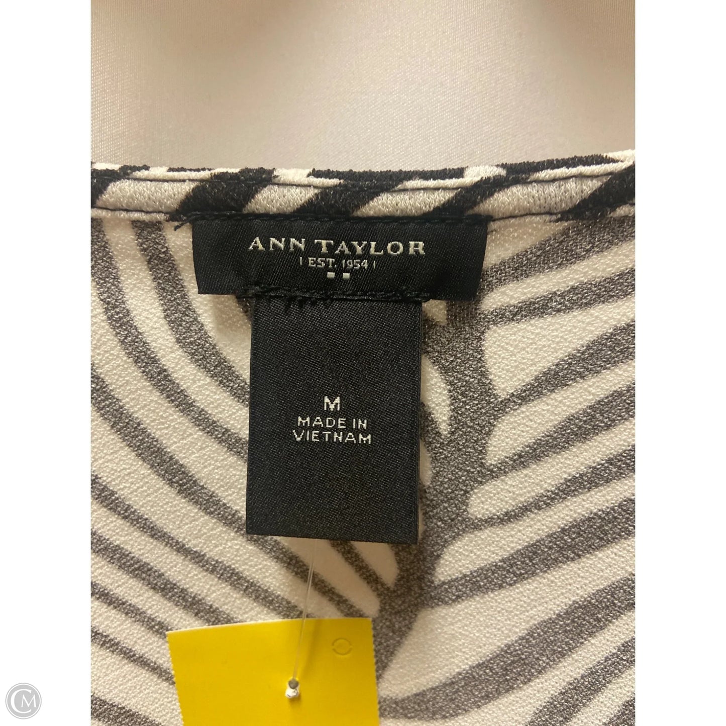 Top 3/4 Sleeve By Christopher And Banks In Black, Size: Xl
