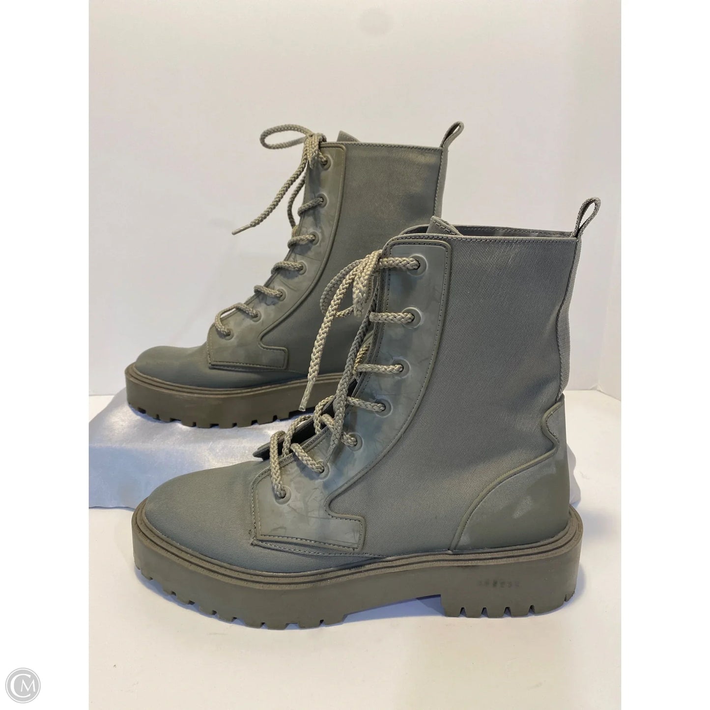 Boots Ankle Flats By Zara In Green, Size: 10.5