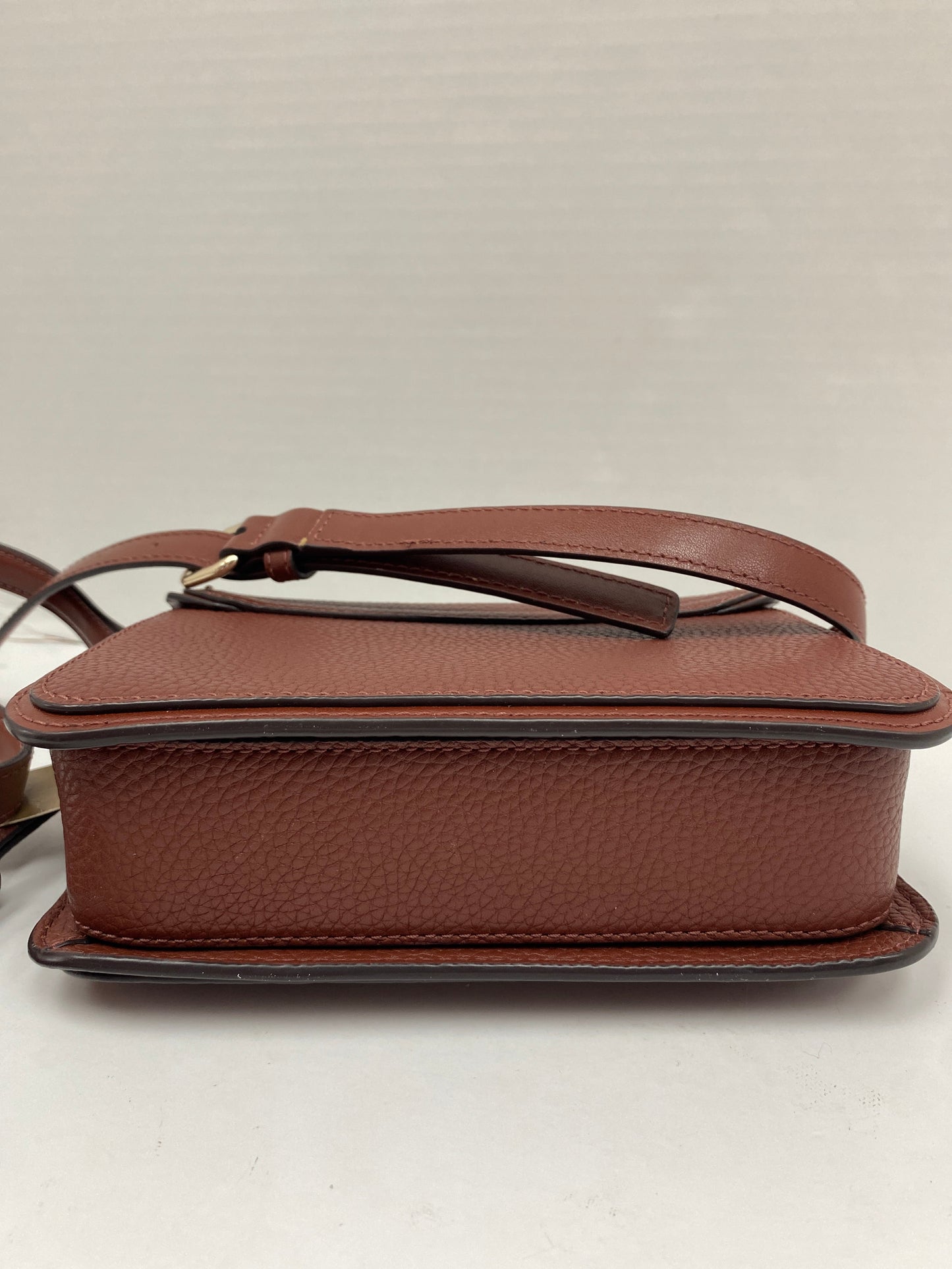 Crossbody Designer By Kate Spade Size: Small