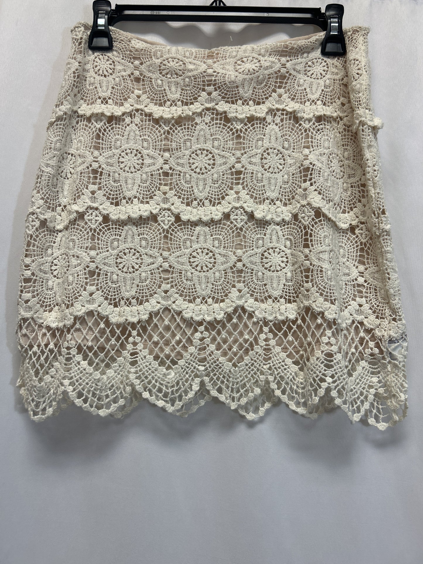Skirt Mini & Short By Jennifer Lopez Size: Xs