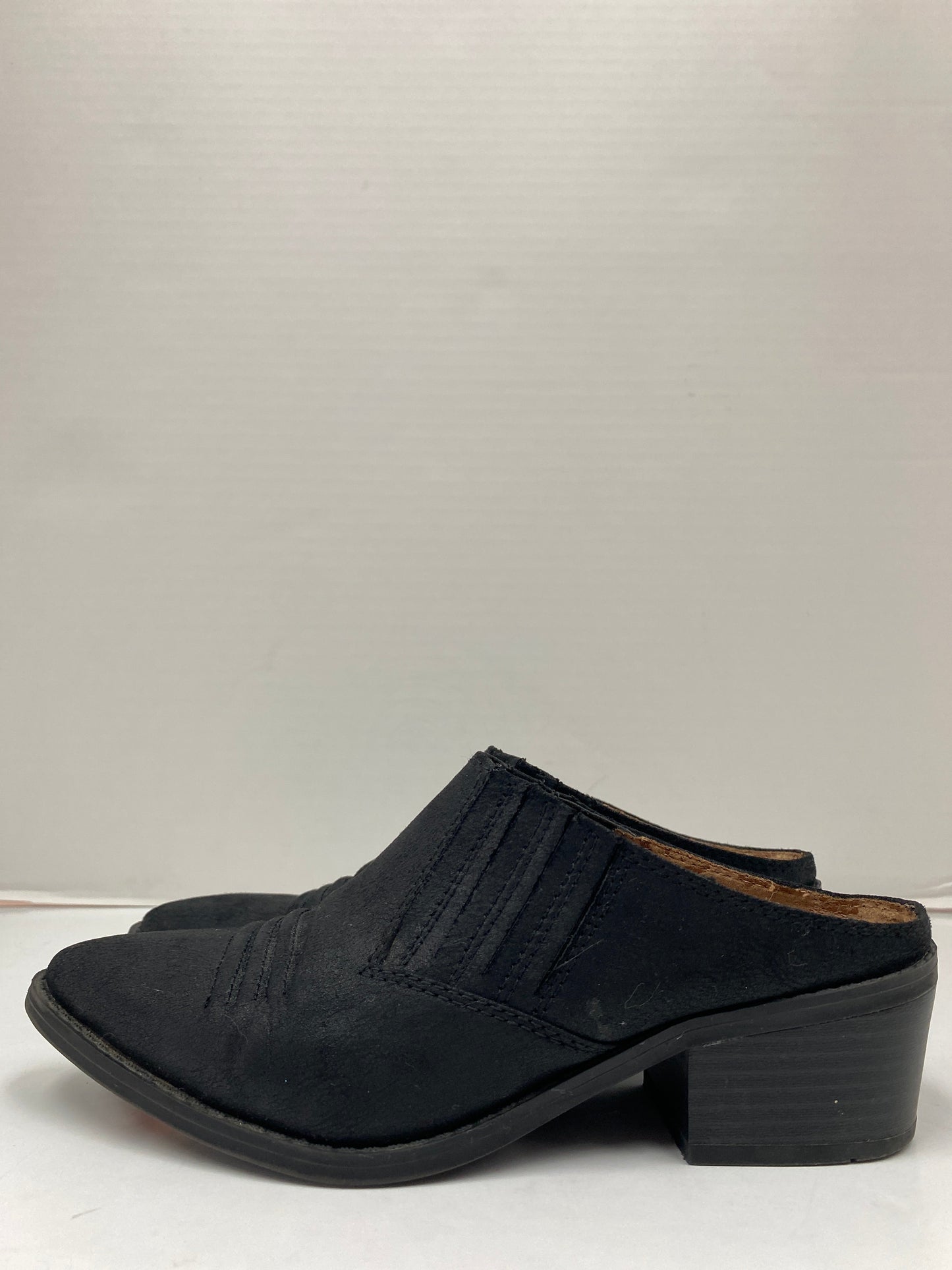 Shoes Flats Mule & Slide By White Mountain Size: 6