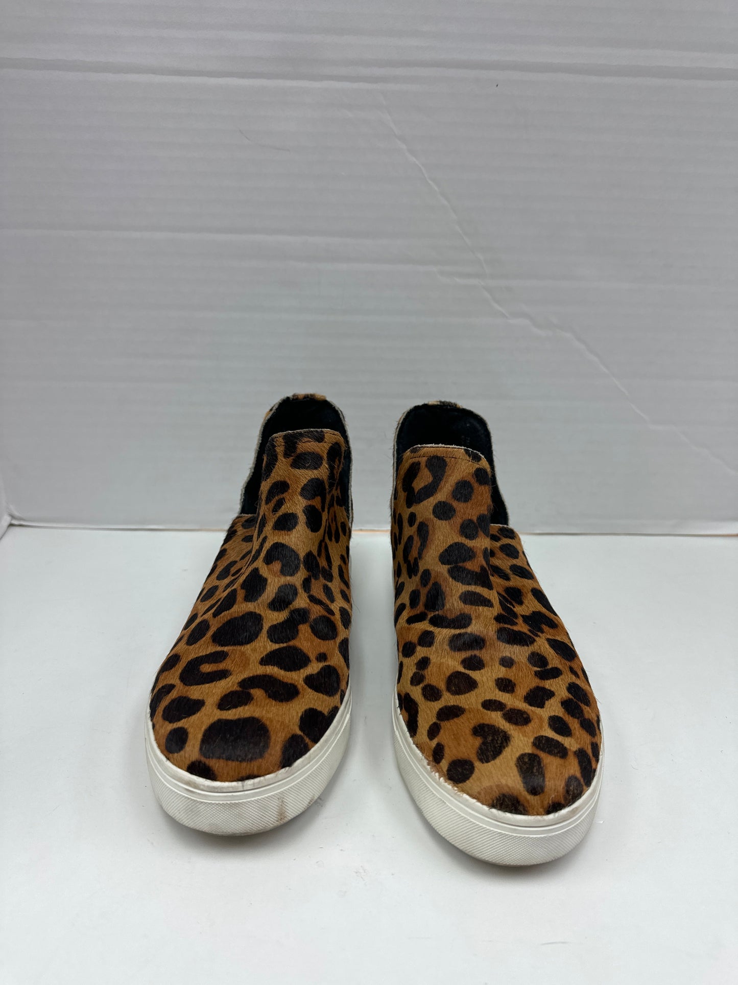 Shoes Sneakers By Steve Madden Size: 7