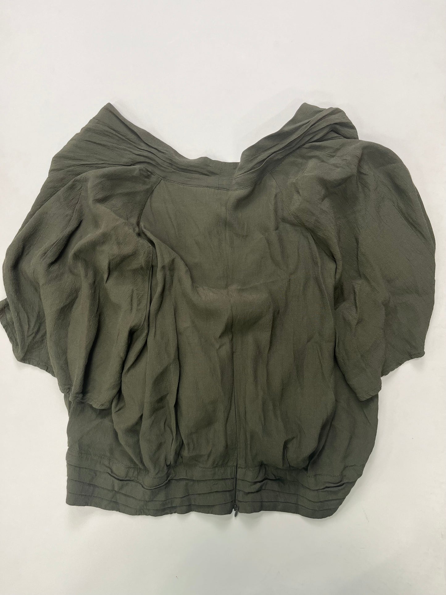 Top Short Sleeve By Express Size: Xl