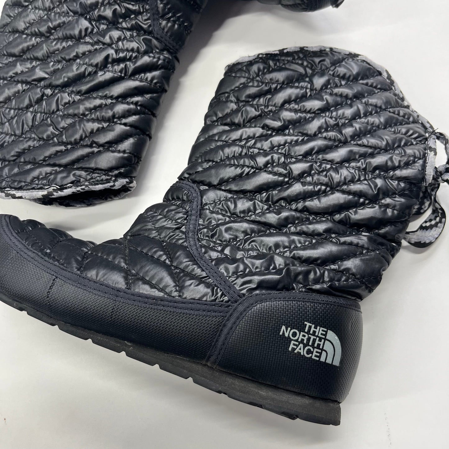 Boots Ankle Flats By North Face Size: 9