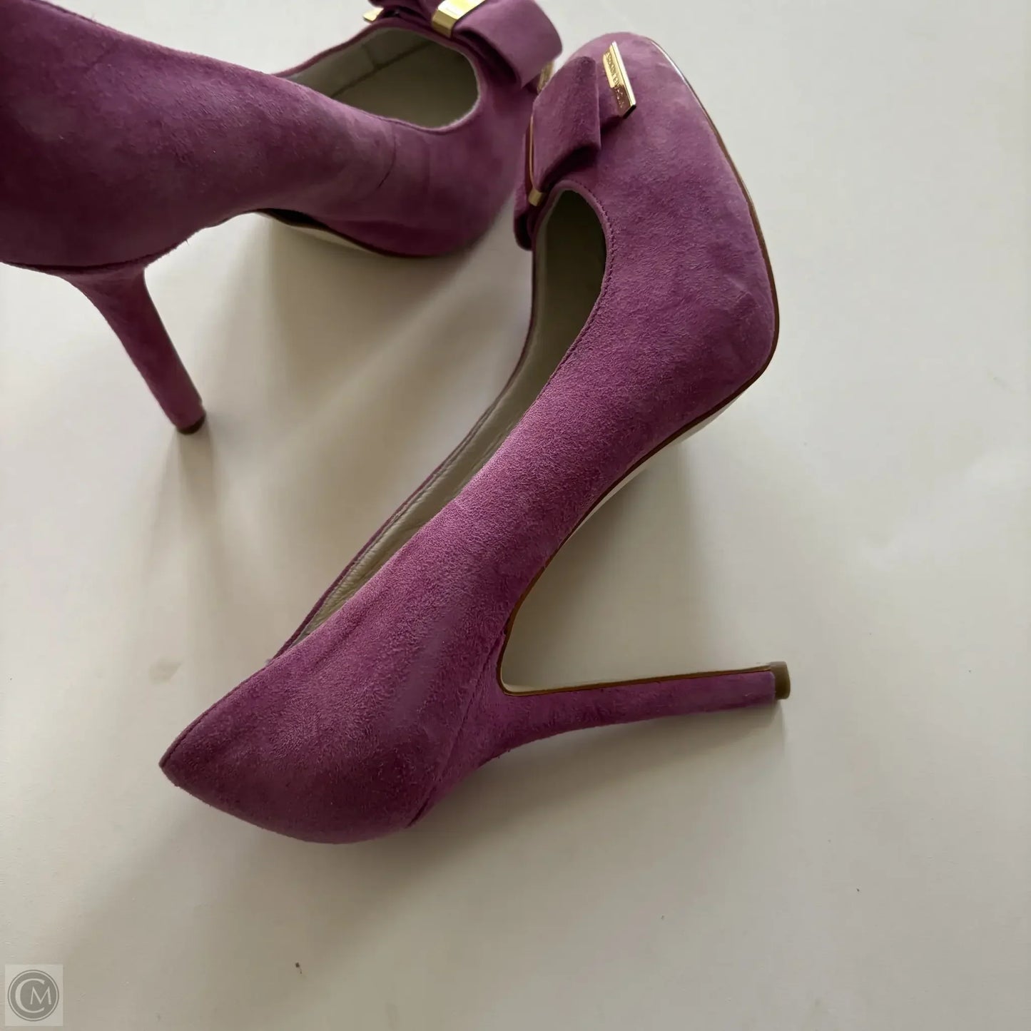 Shoes Designer By Michael Kors In Pink, Size: 9