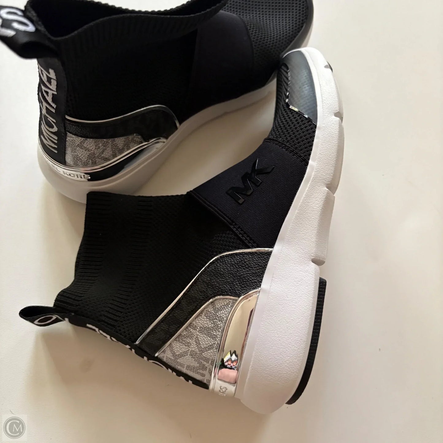 Shoes Designer By Michael Kors In Black, Size: 6