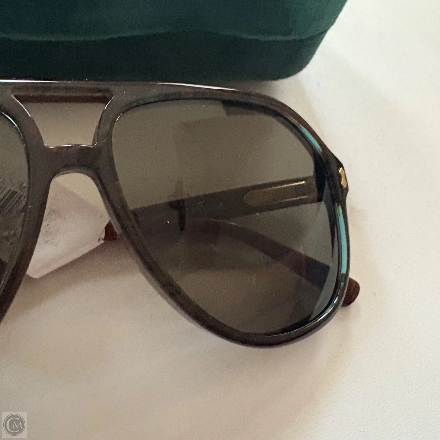 Sunglasses Designer By Gucci, Size: Large