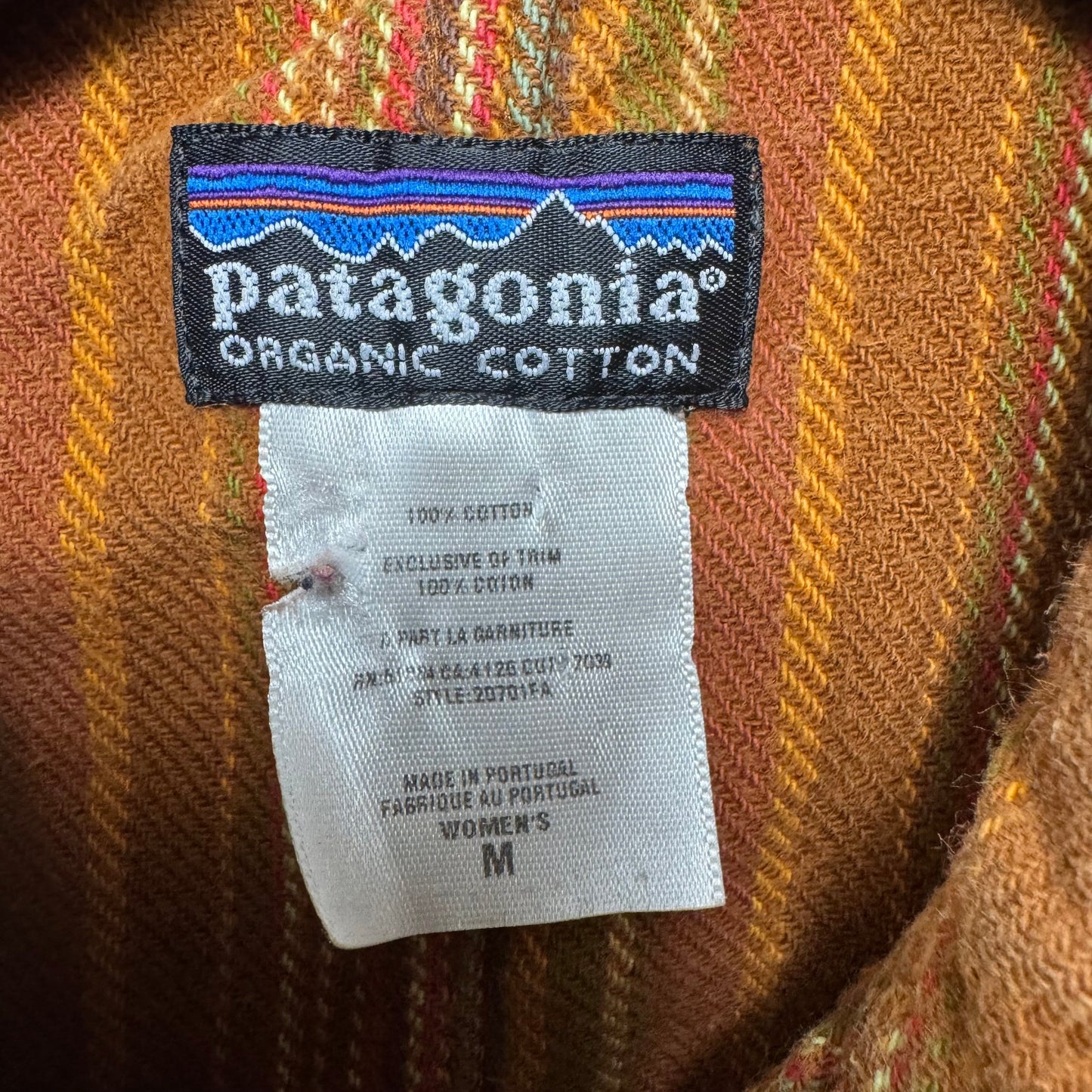 Top Long Sleeve By Patagonia In Striped Pattern, Size: M