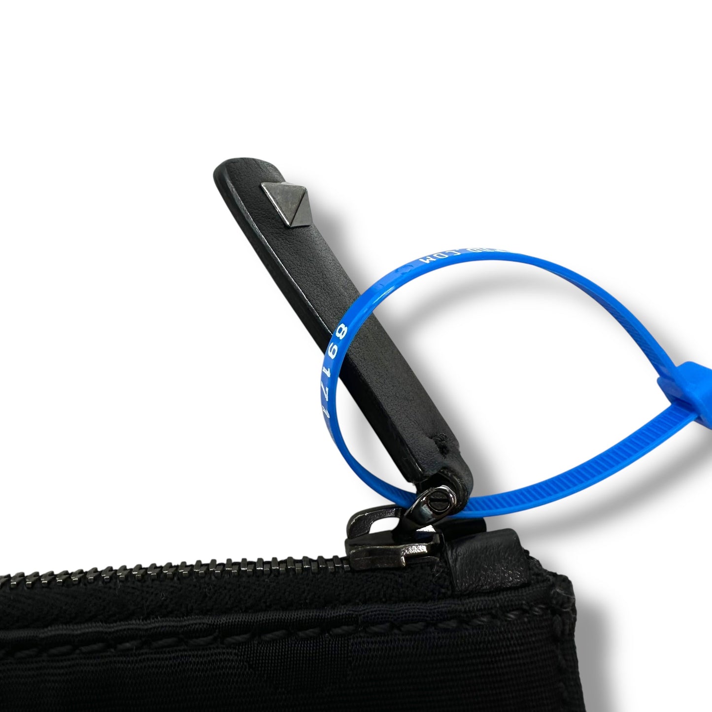 Wristlet Luxury Designer By Valentino-garavani, Size: Large