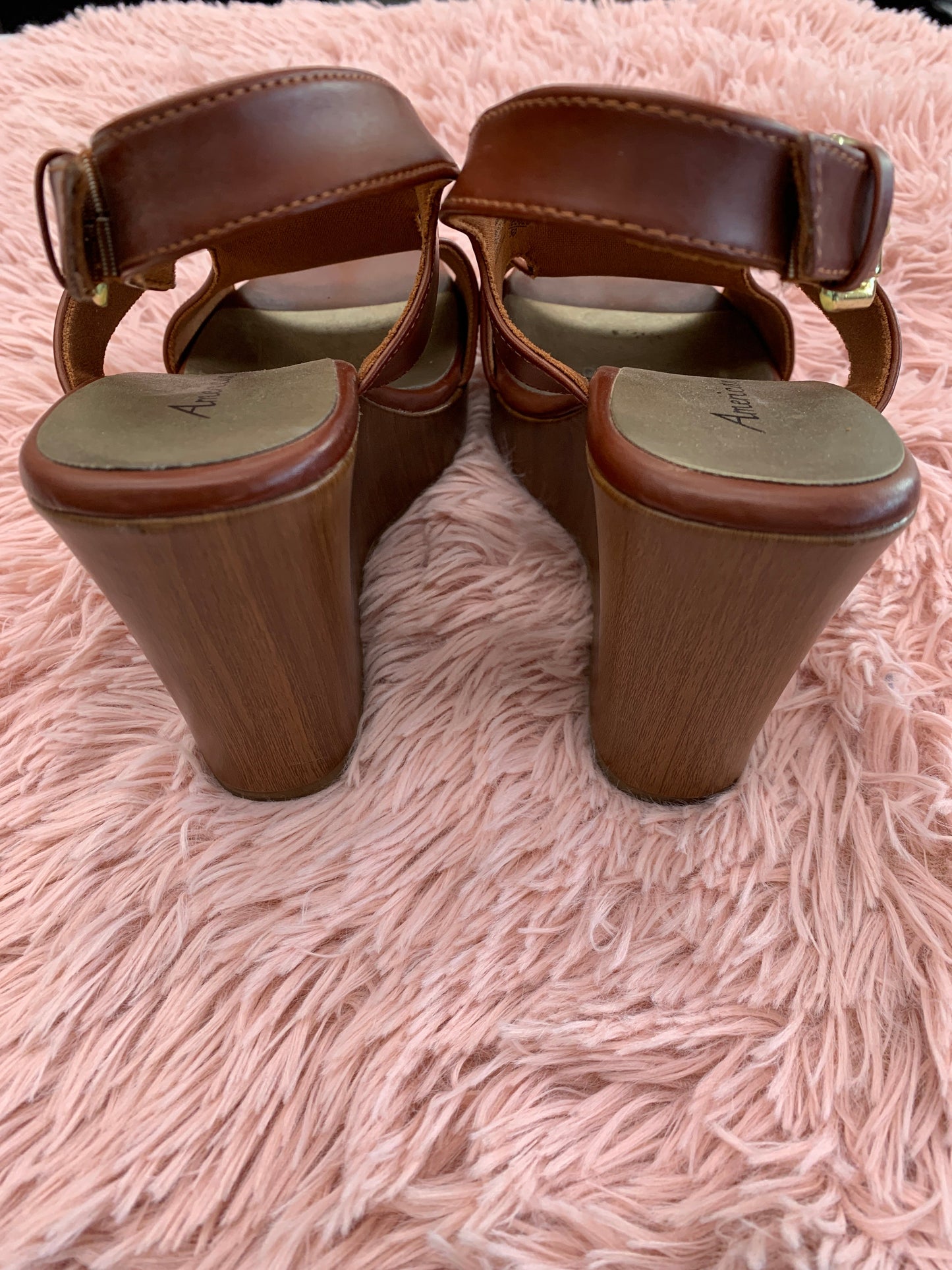 Shoes Heels Wedge By American Eagle Size: 8.5