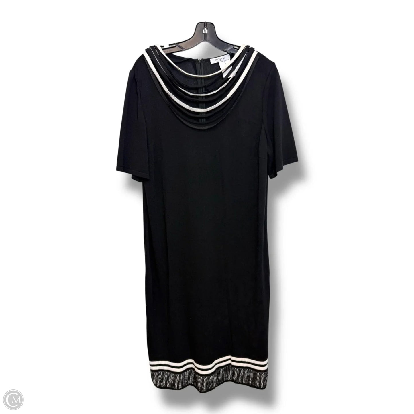 Dress Casual Short By Clothes Mentor In Black & White, Size: 16
