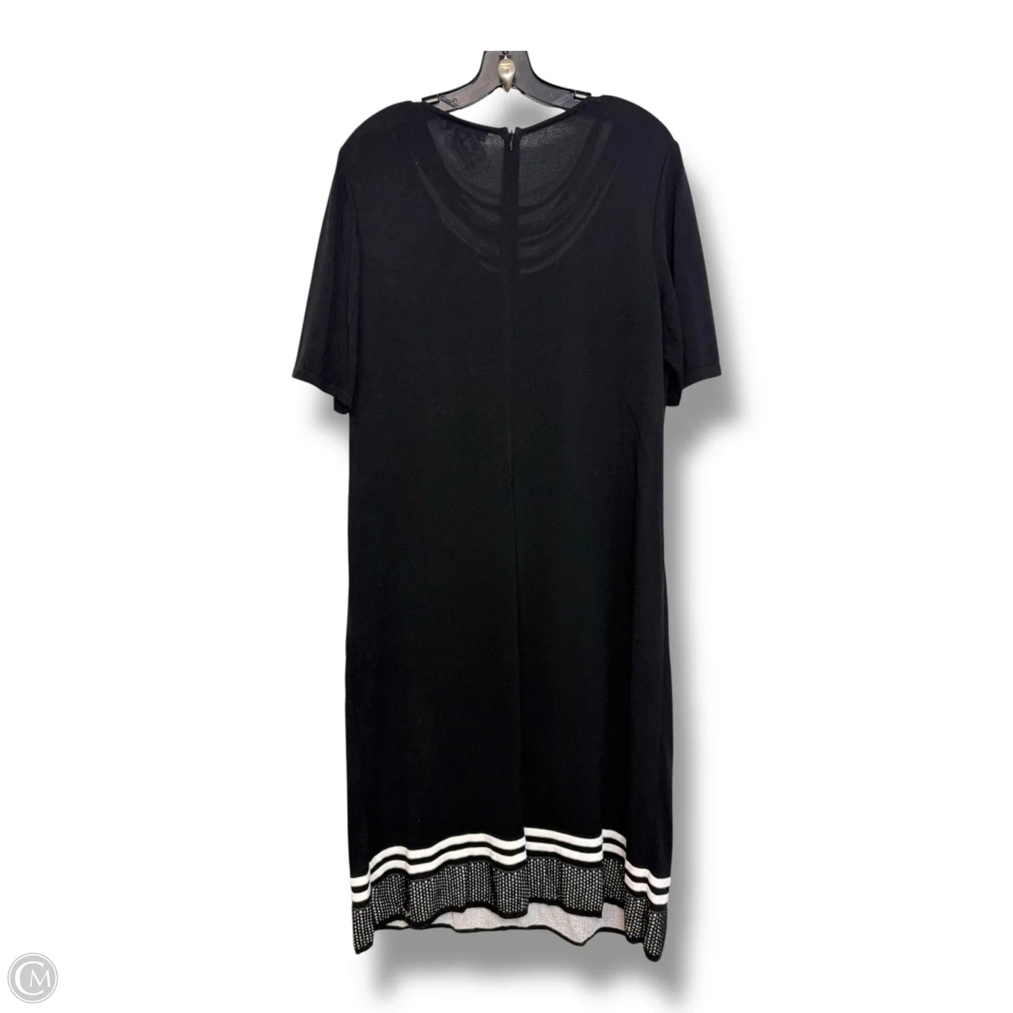 Dress Casual Short By Clothes Mentor In Black & White, Size: 16