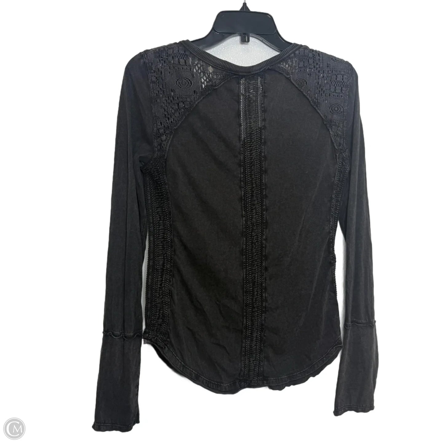 Top Long Sleeve By Free People In Black, Size: M